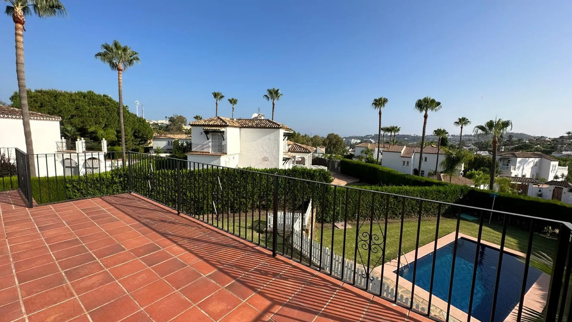 5 bedrooms villa in Marbella Country Club for sale