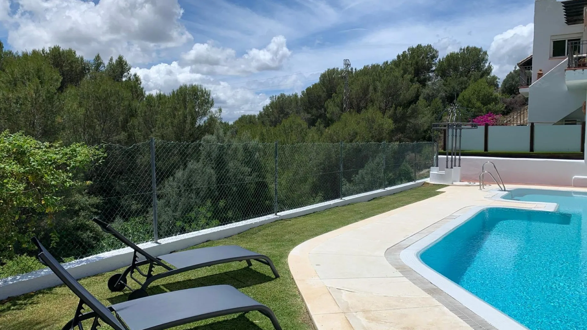 Zahara de Istan, adosado con 3 dormitorios en venta