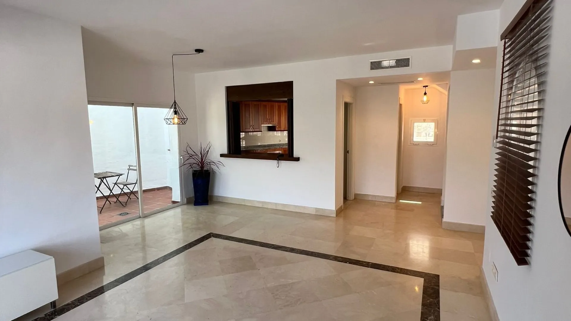 Zahara de Istan, adosado con 3 dormitorios en venta