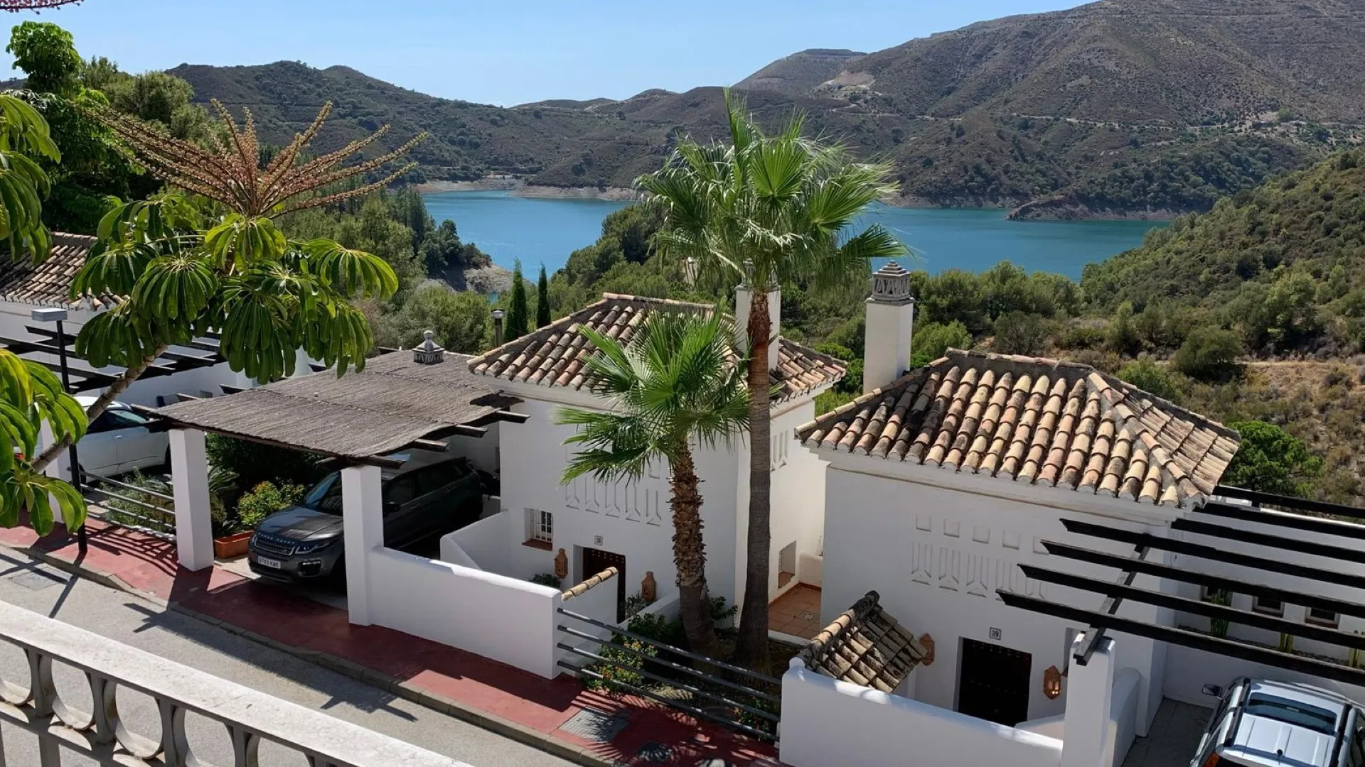 Zahara de Istan, adosado con 3 dormitorios en venta