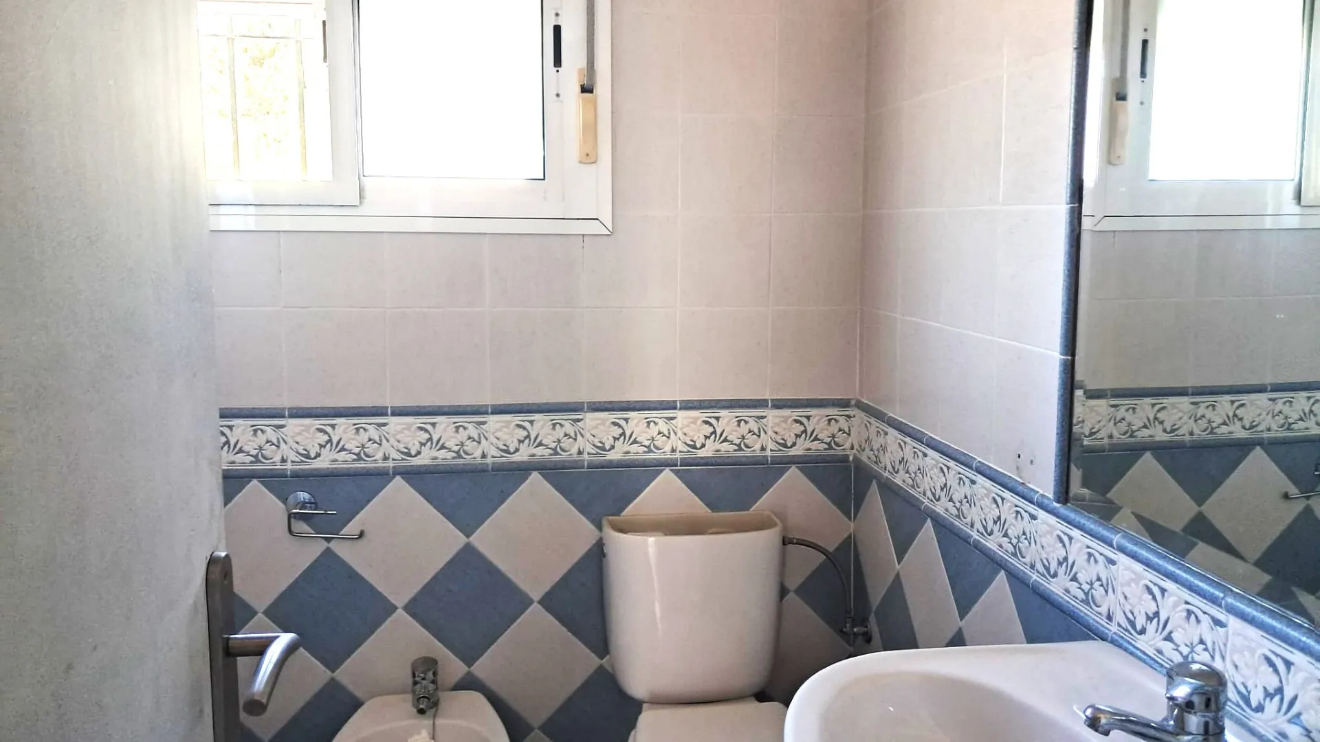 Se vende villa en Paraiso Medio