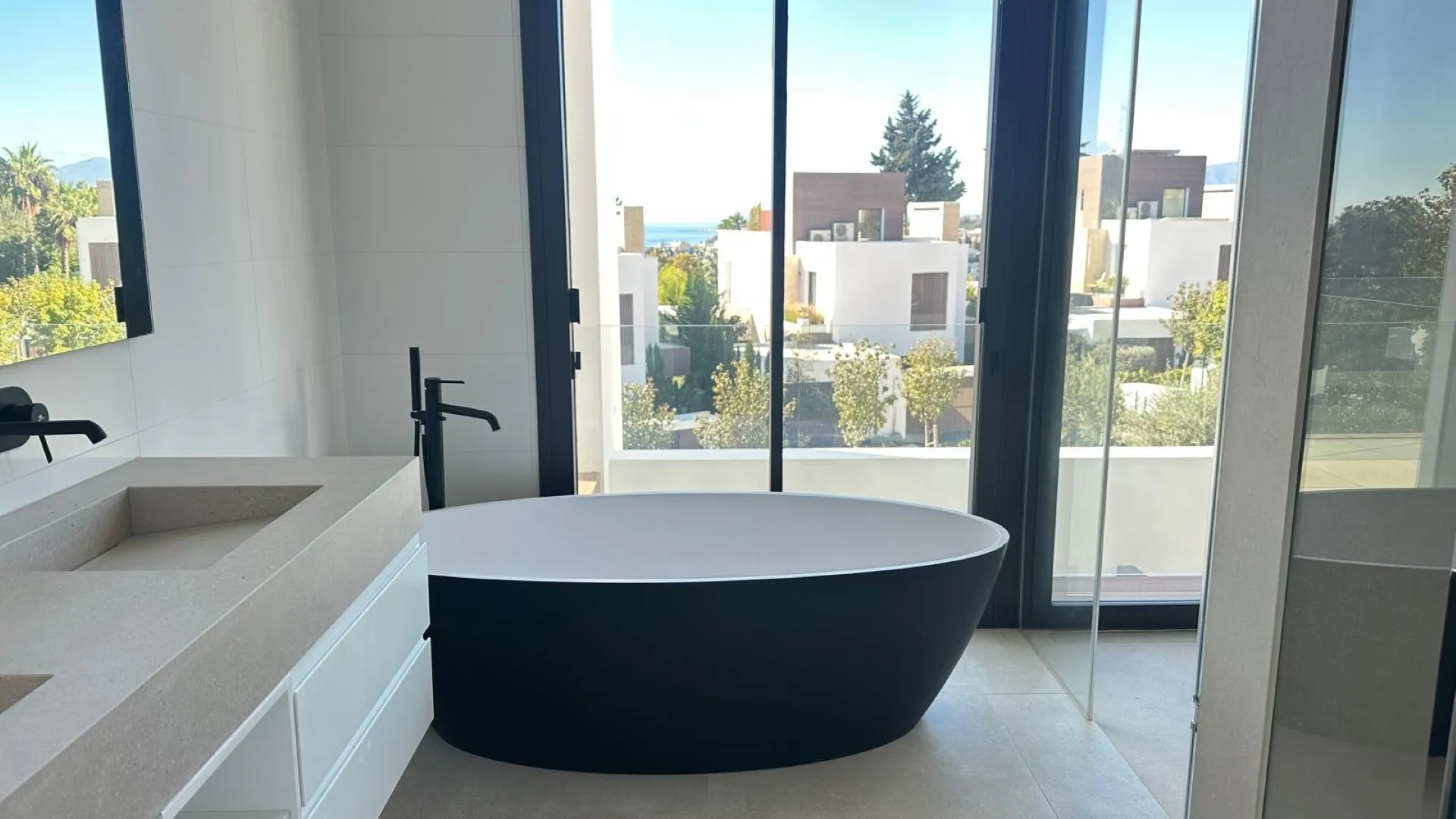 Comprar villa de 4 dormitorios en La Fuente