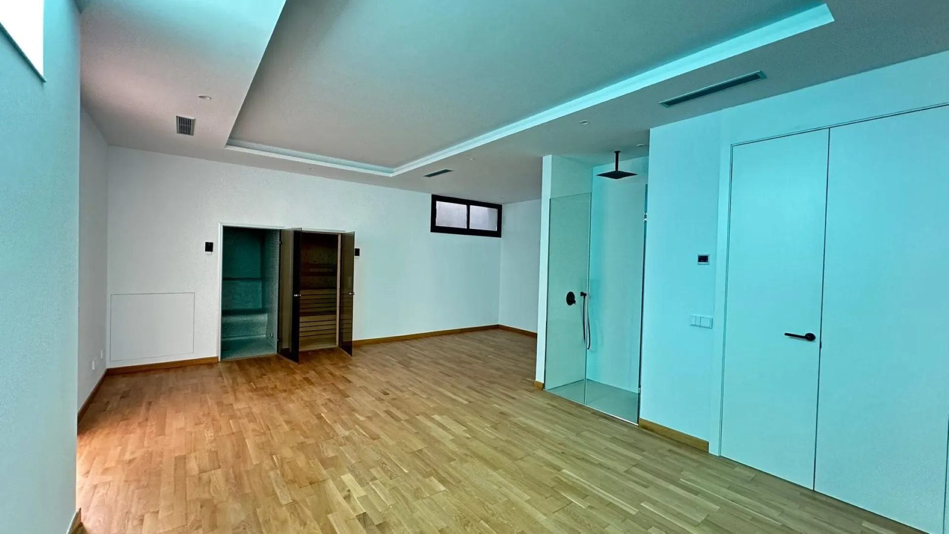 Comprar villa de 4 dormitorios en La Fuente