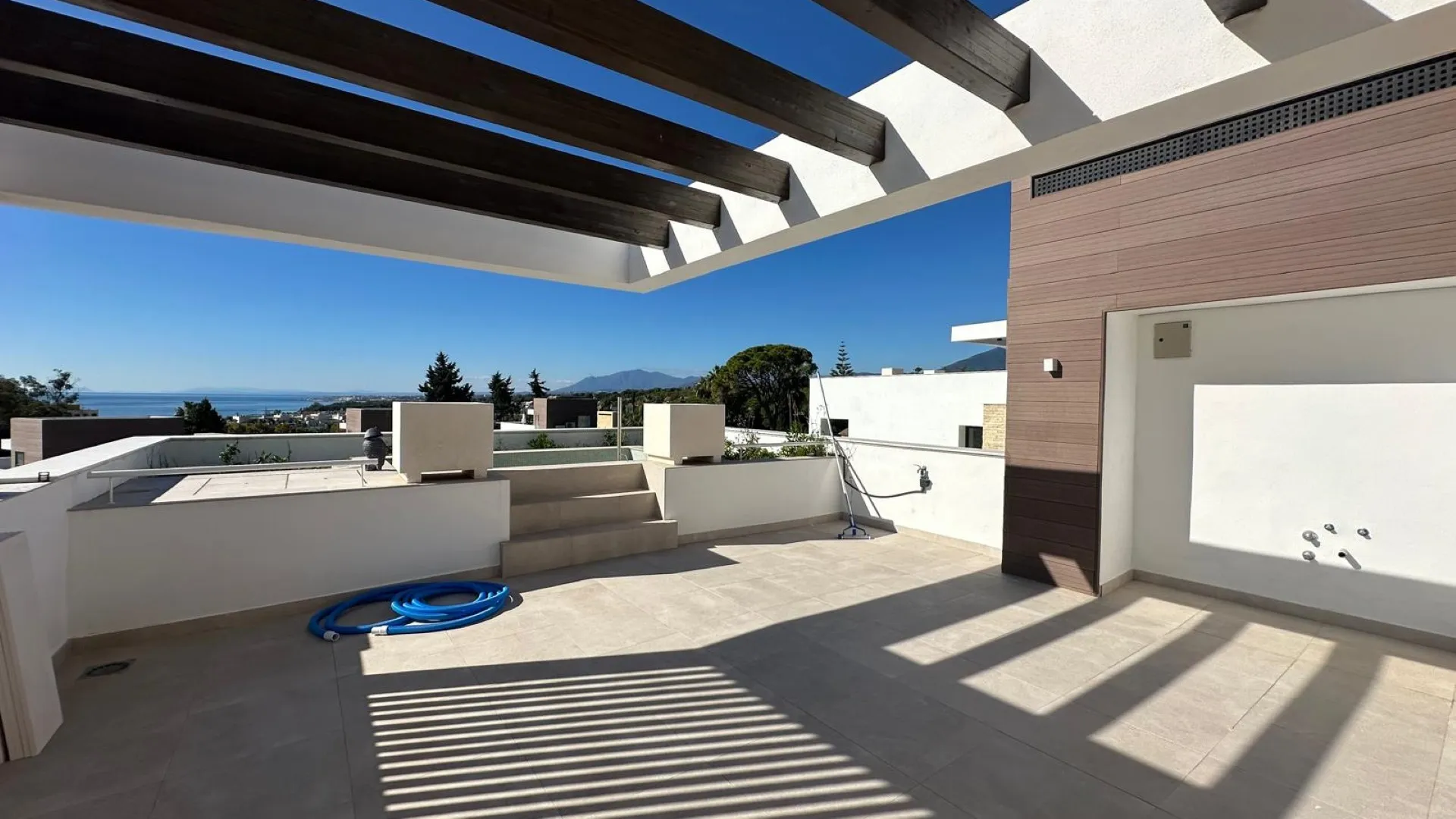 Comprar villa de 4 dormitorios en La Fuente