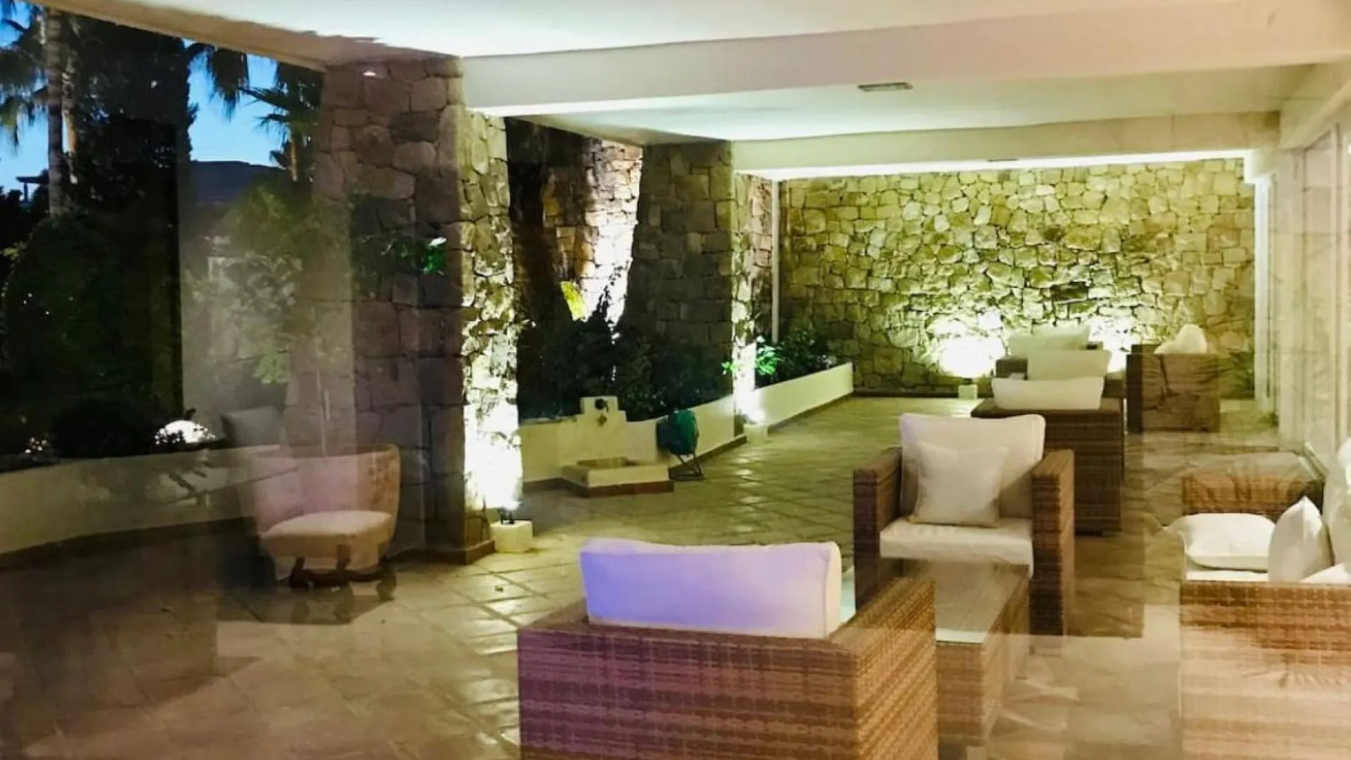 Hotel del Golf, estudio en venta