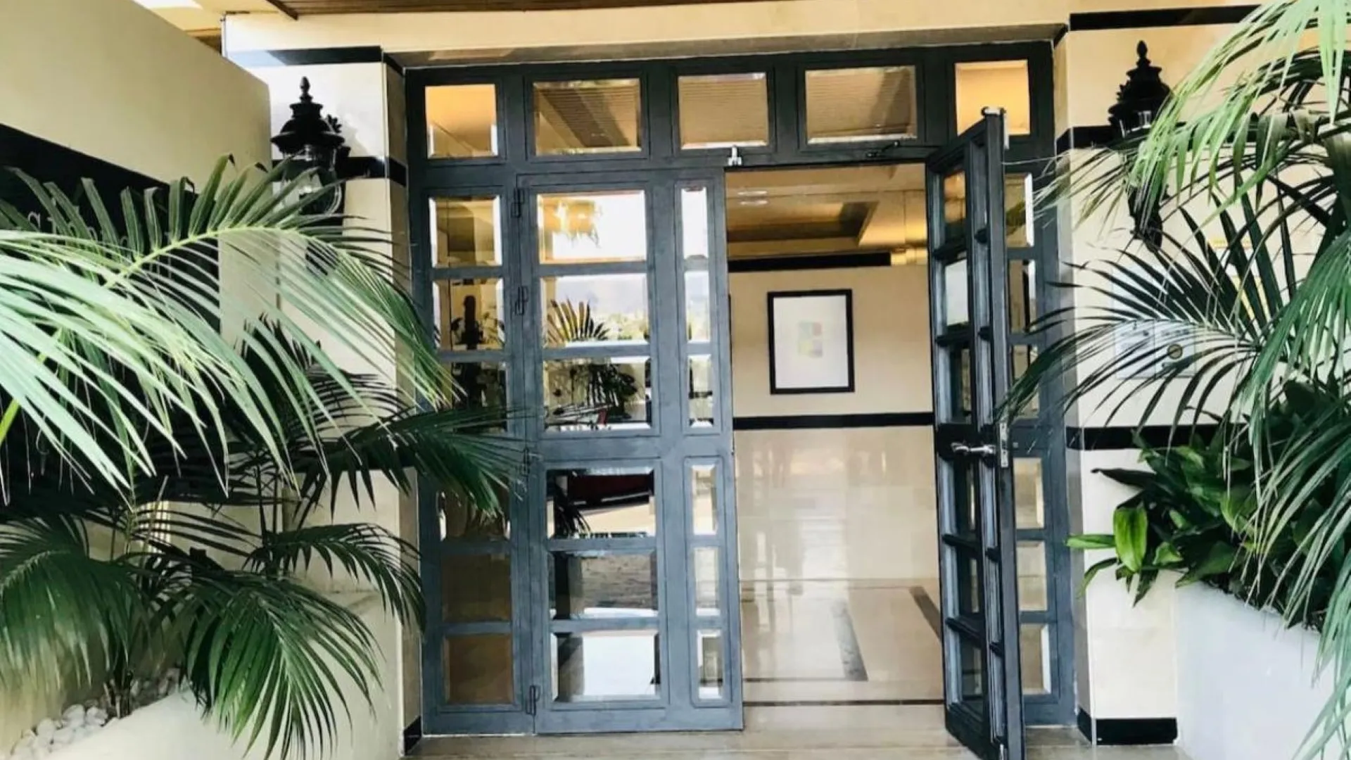Hotel del Golf, estudio en venta