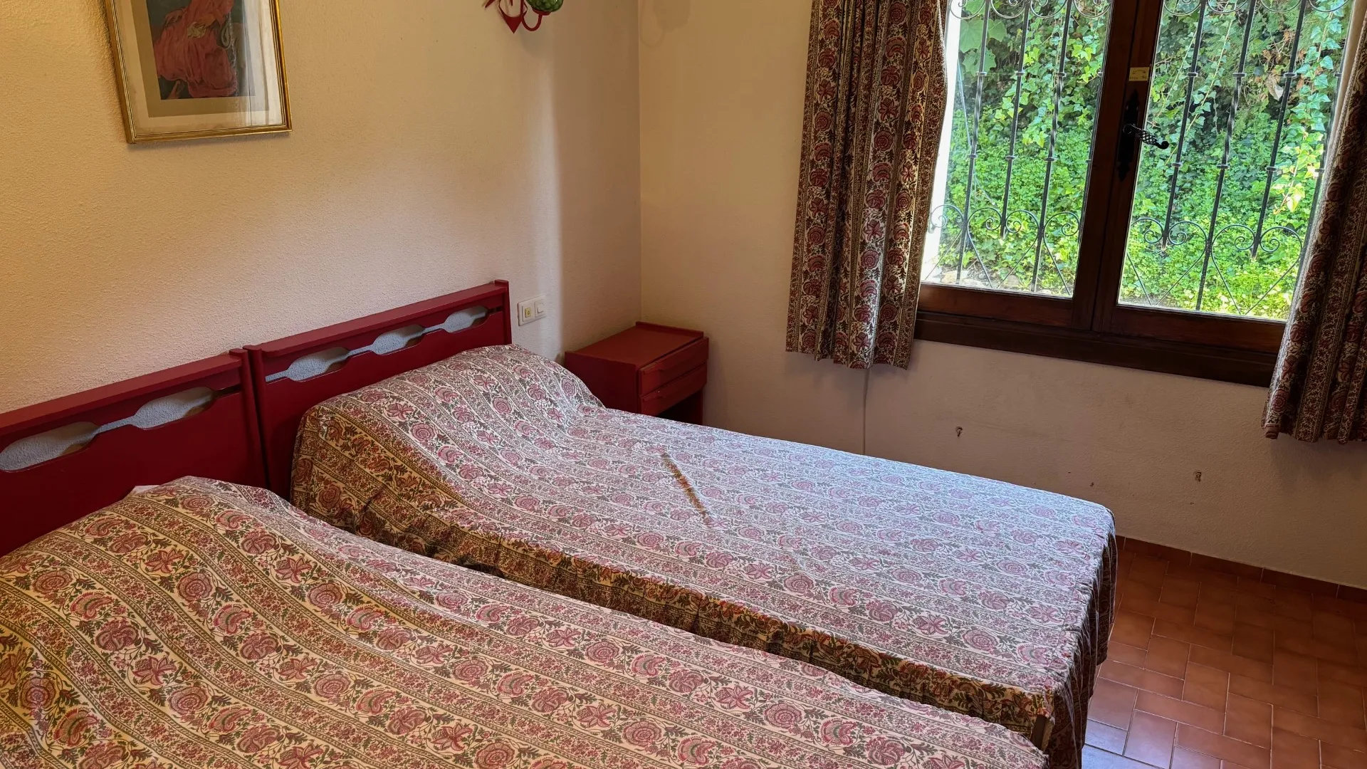 Paraiso Medio villa for sale