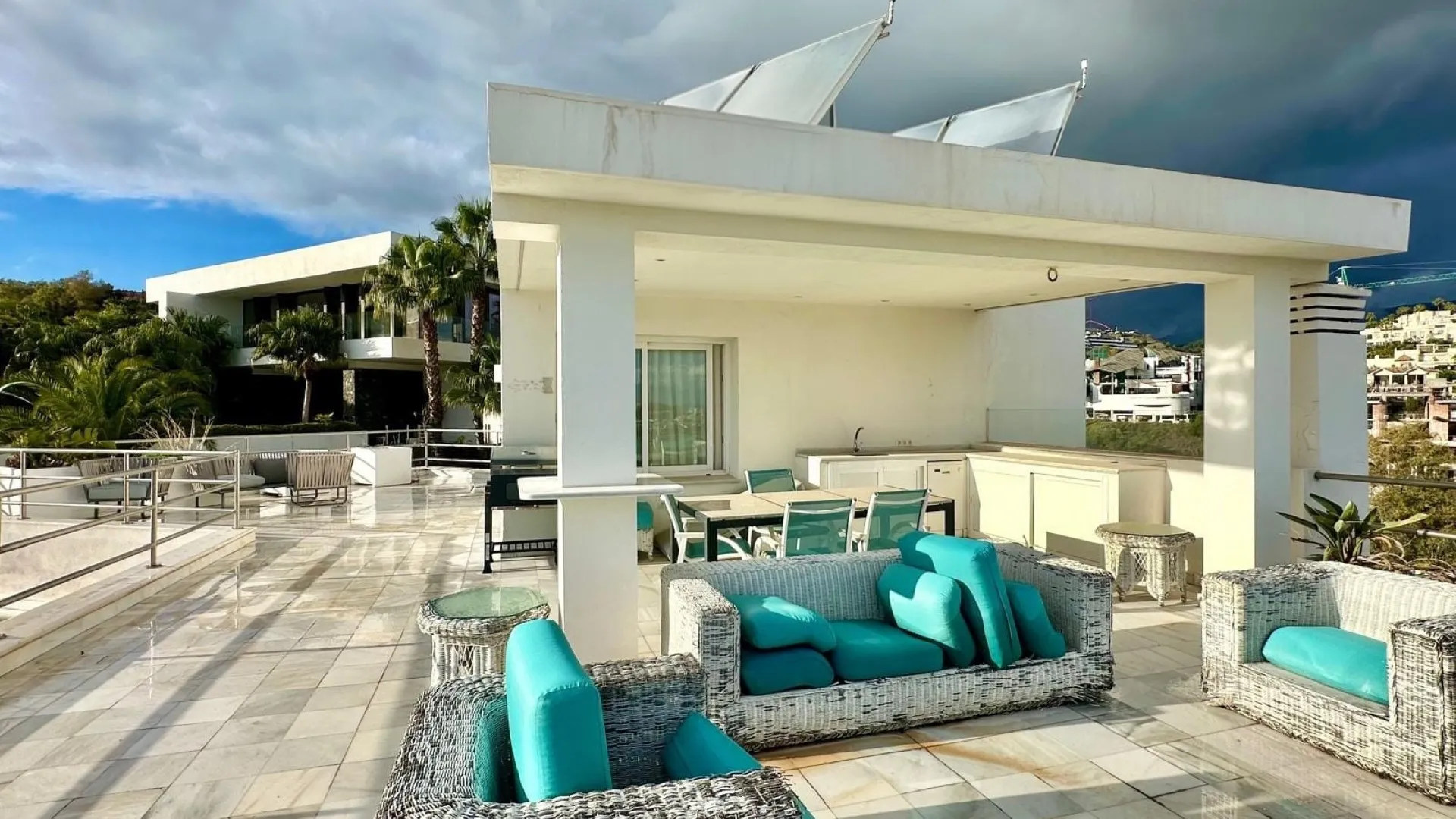 Villa con 4 dormitorios en venta en El Herrojo