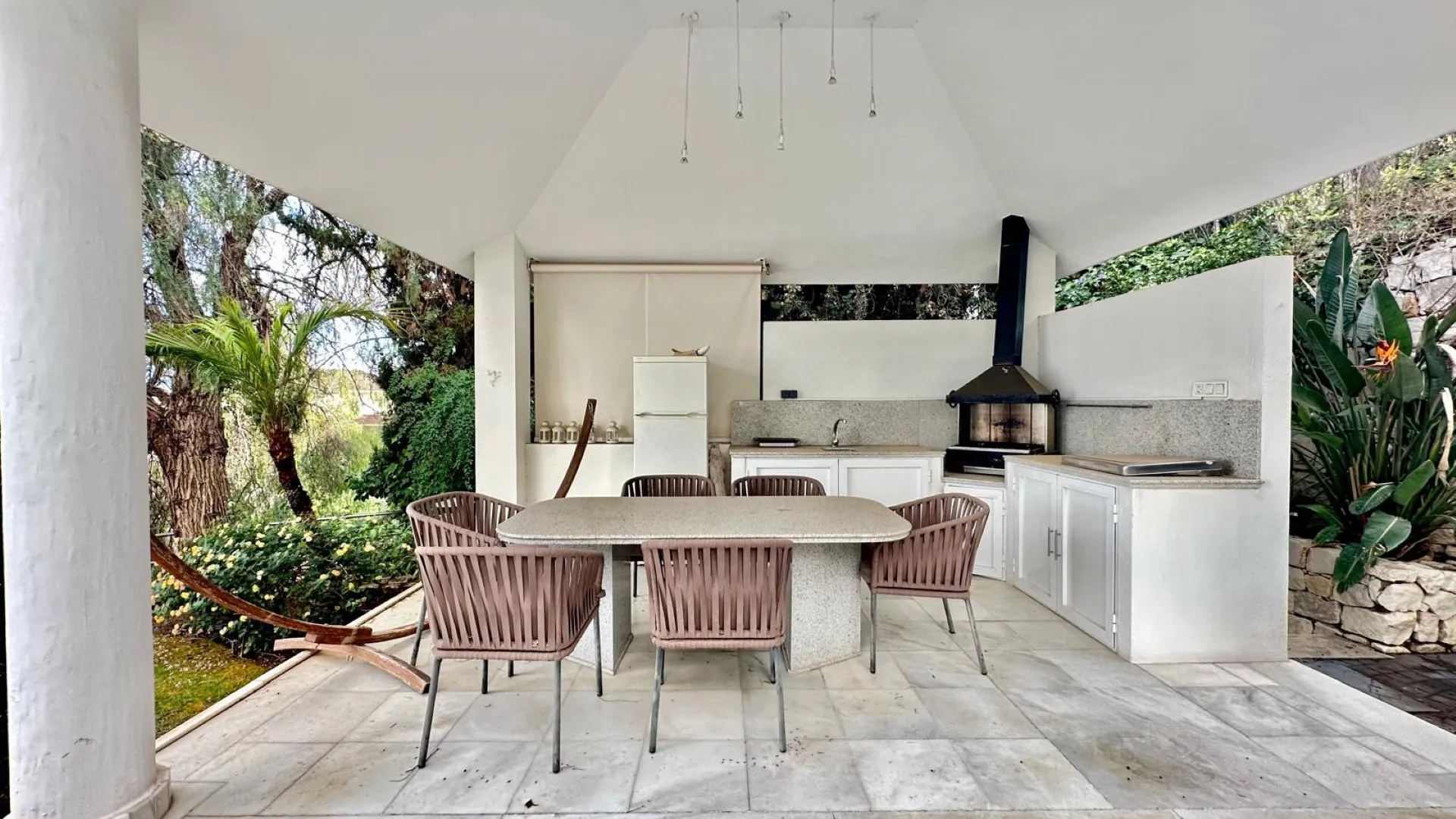 Villa con 4 dormitorios en venta en El Herrojo