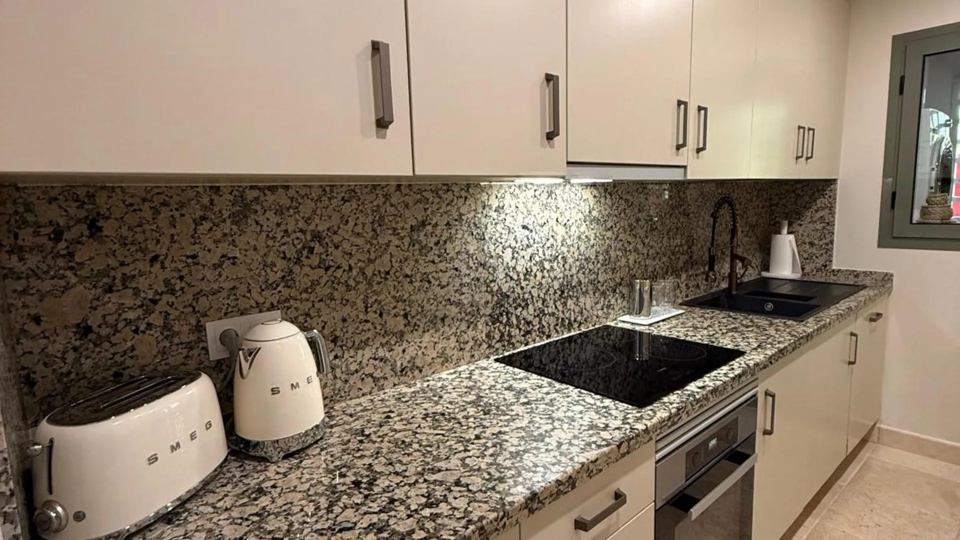 Benatalaya, apartamento en venta con 2 dormitorios