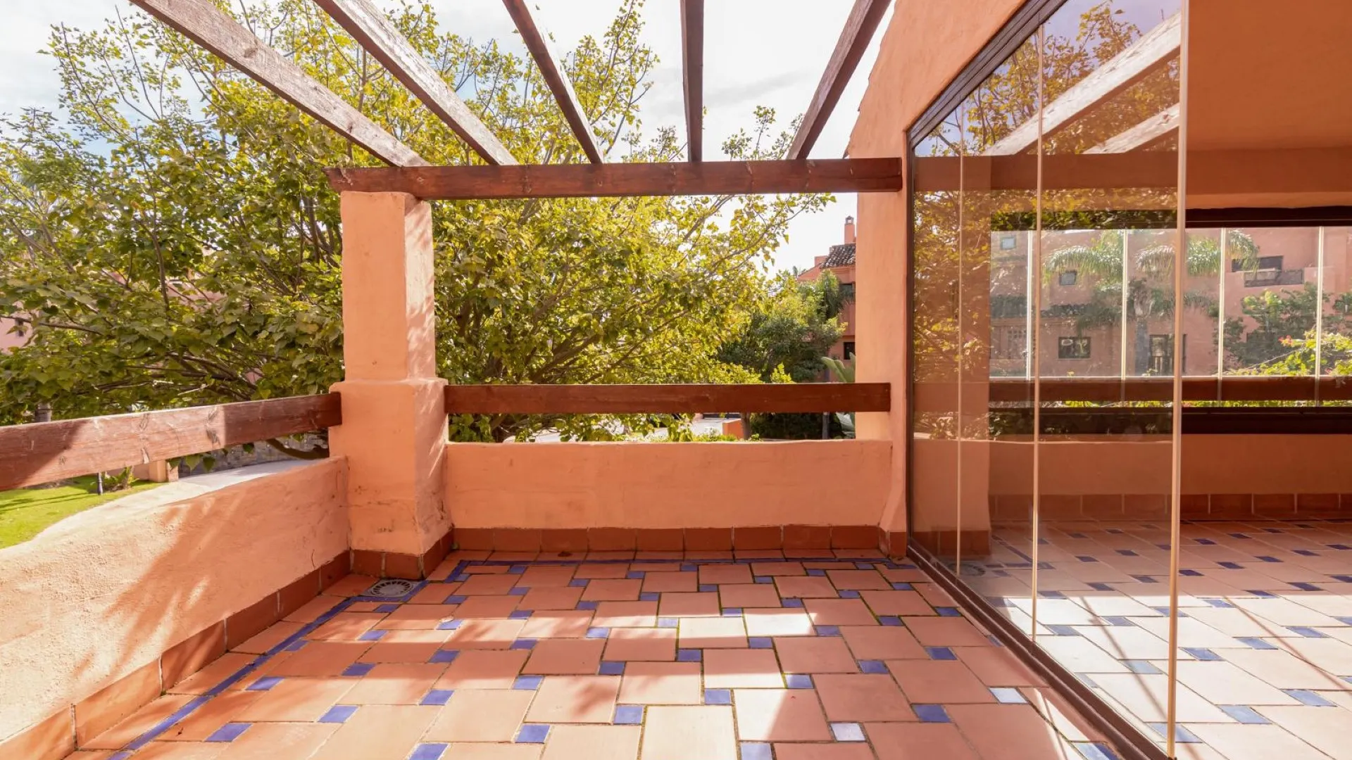 Hacienda del Sol 4 bedrooms apartment for sale