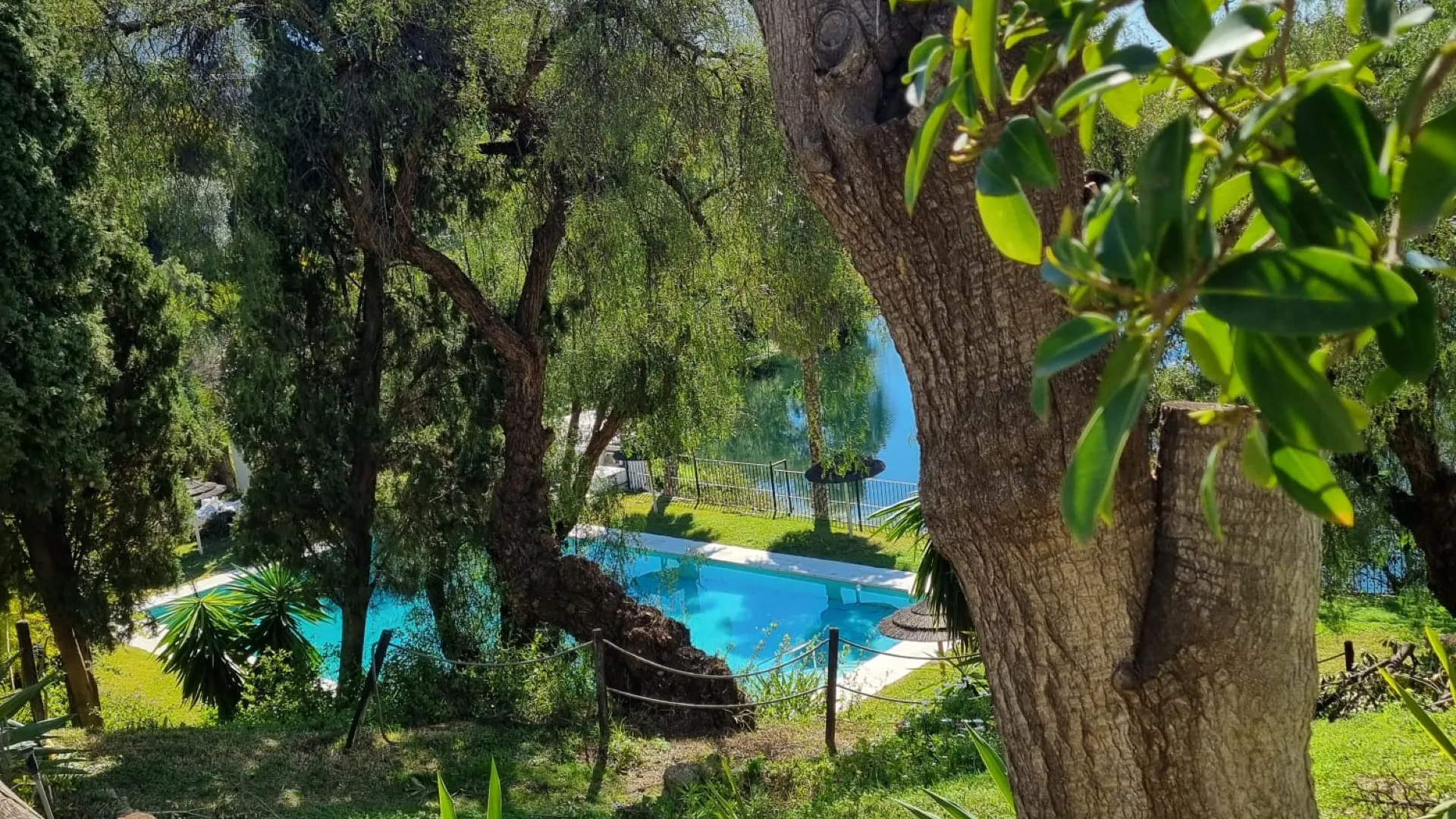 For sale La Quinta apartment with 2 bedrooms