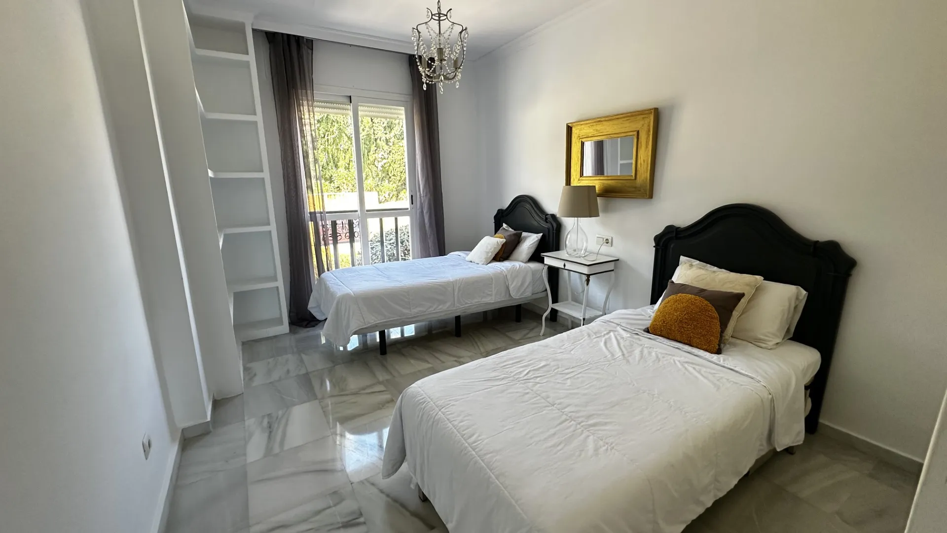 For sale Señorio de Gonzaga 2 bedrooms apartment