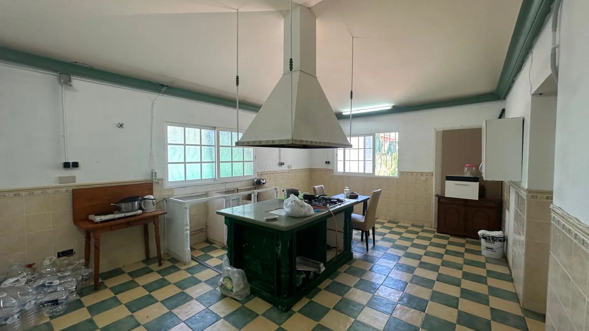Villa con 7 dormitorios en venta en El Colorado