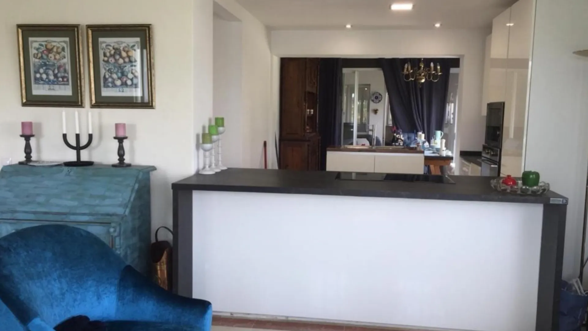 Town house for sale in Aloha with 4 bedrooms