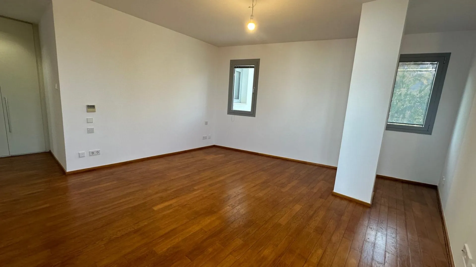 Adosado en venta en Meisho Hills de 5 dormitorios