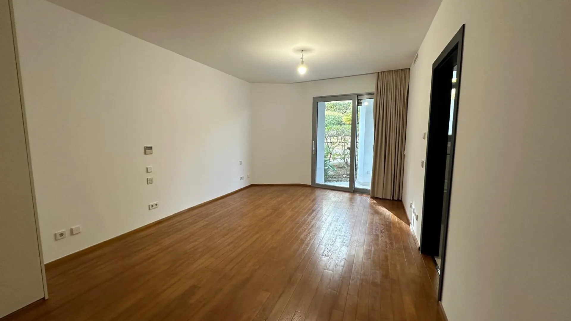 Adosado en venta en Meisho Hills de 5 dormitorios