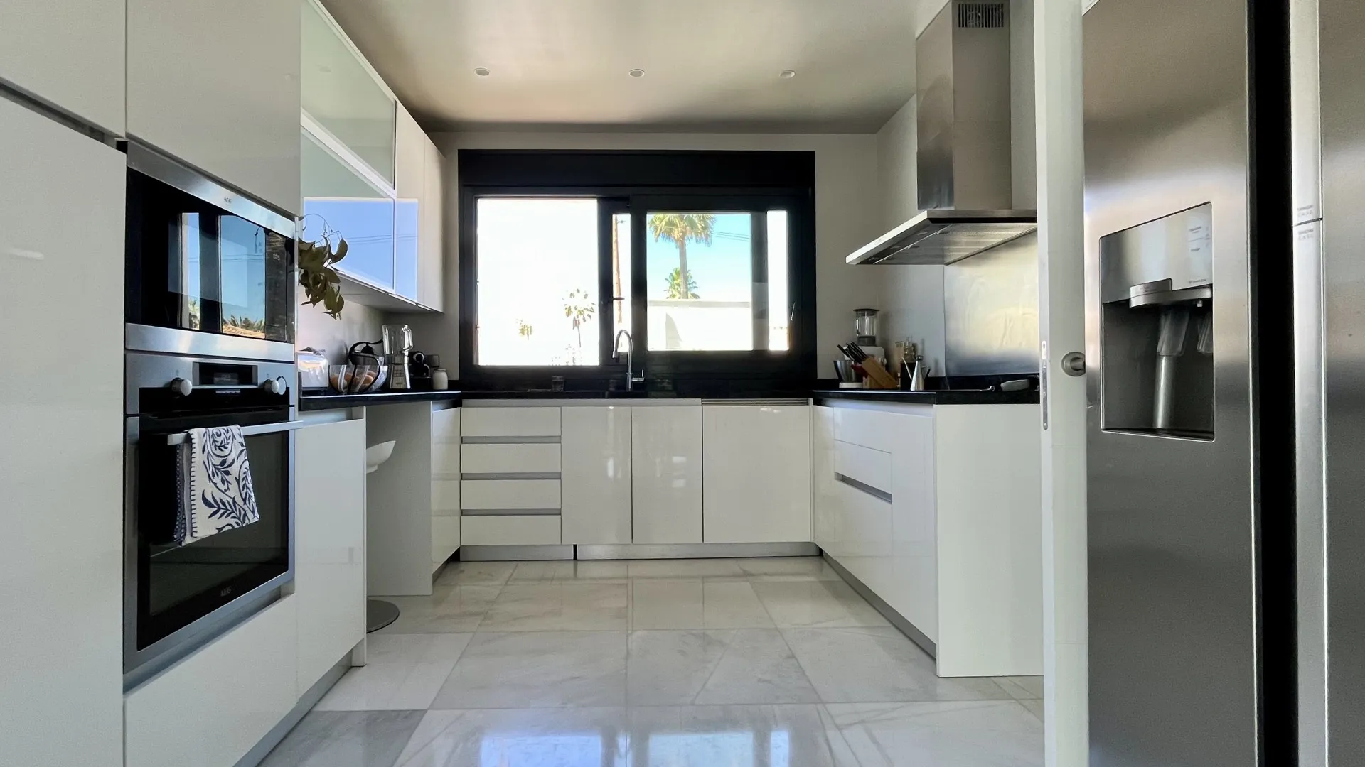 Villa en venta en Marbesa de 5 dormitorios