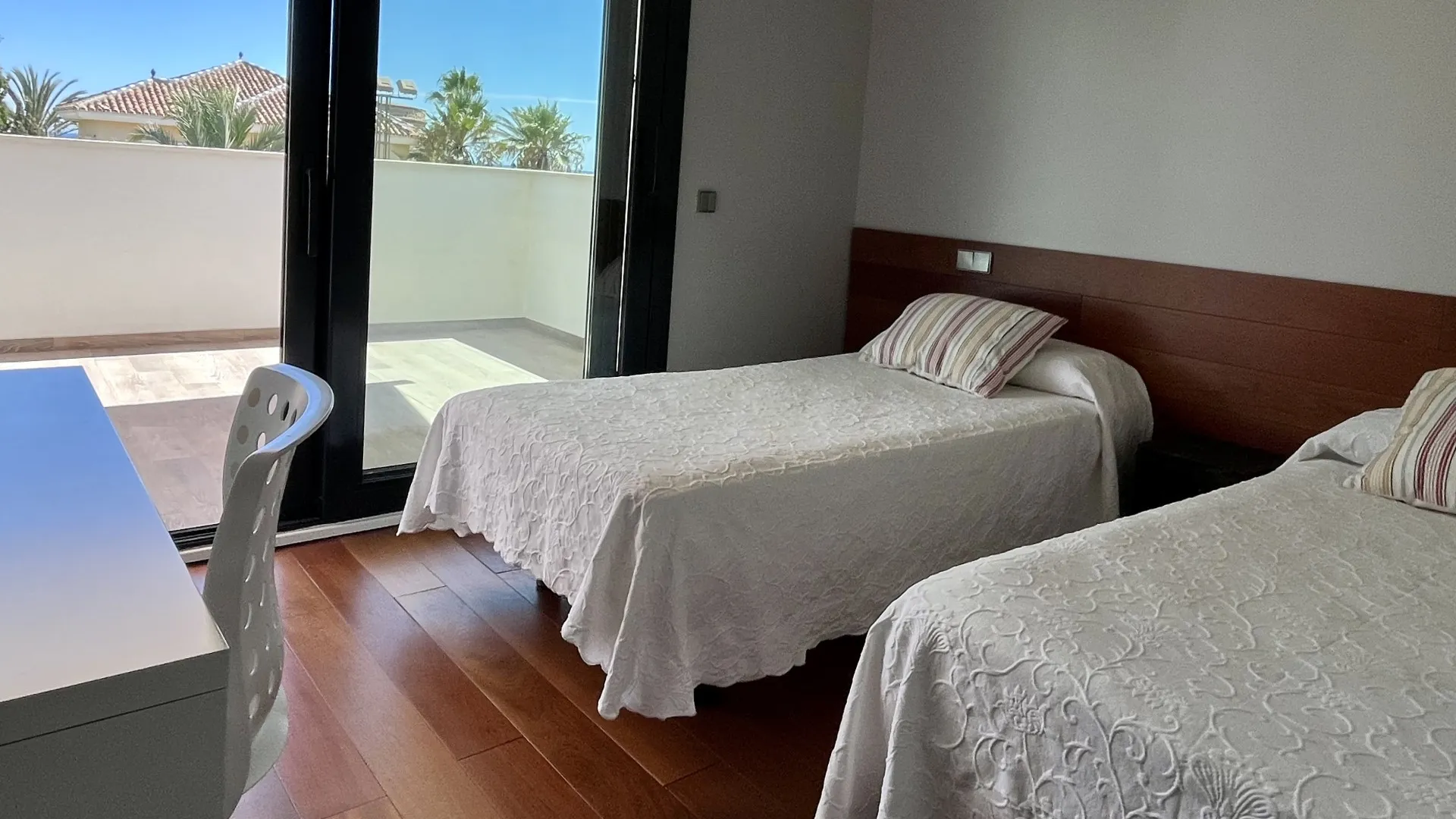 Villa en venta en Marbesa de 5 dormitorios