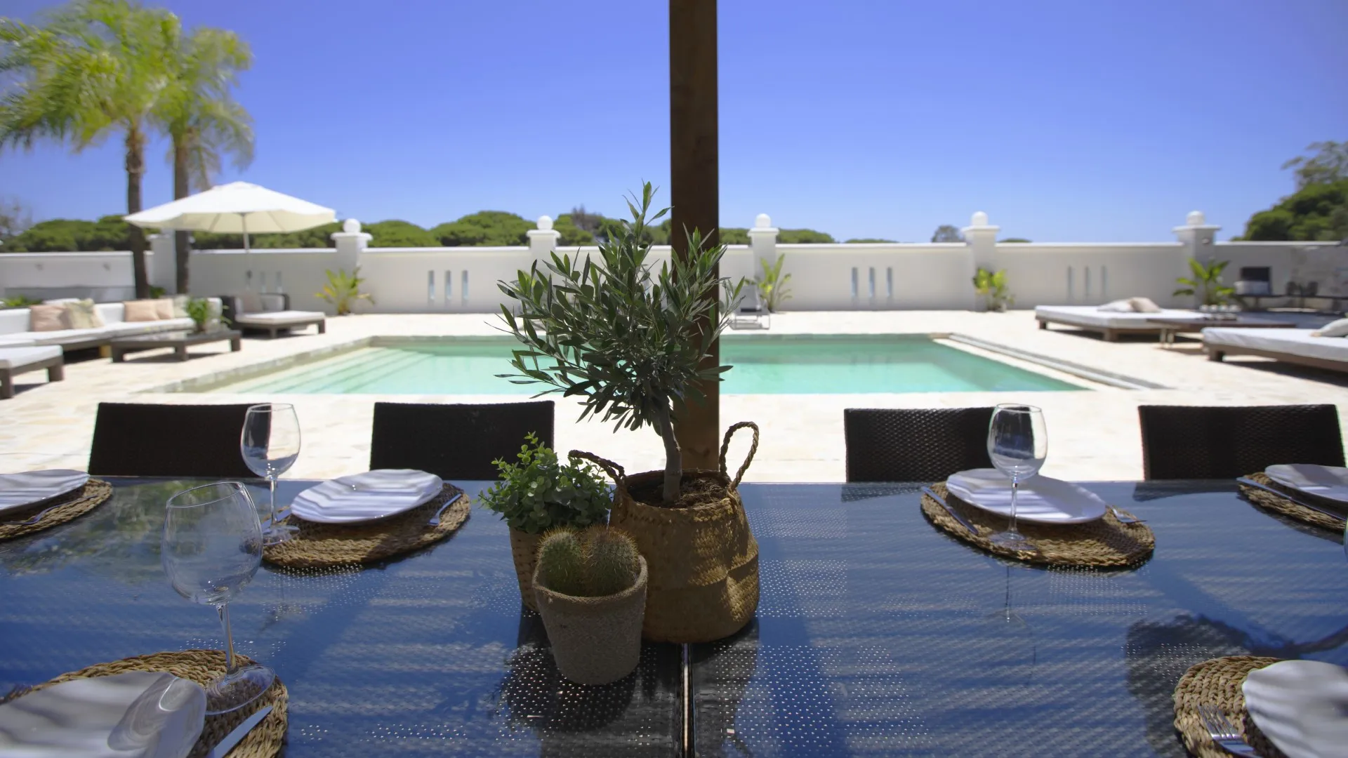 8 bedrooms Artola villa for sale