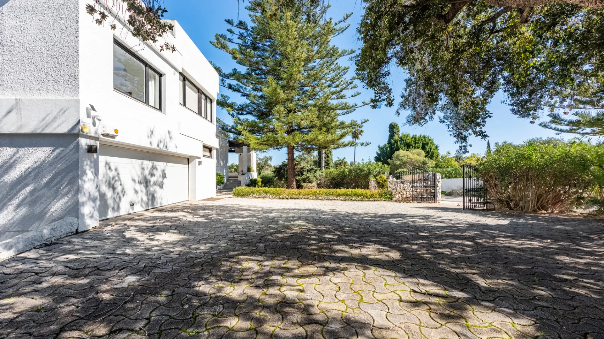 Villa in Sotogrande Costa for sale