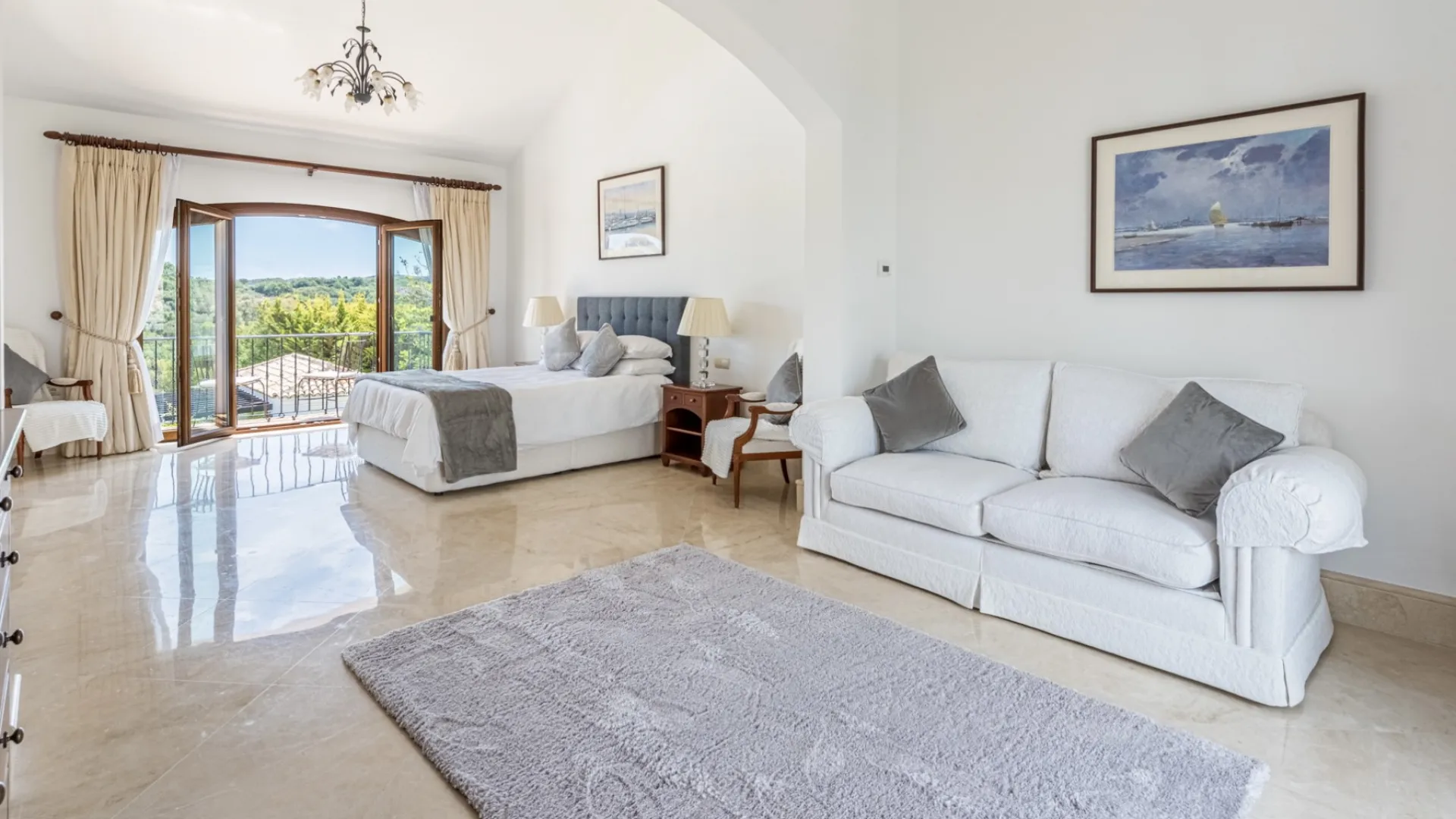 For sale villa in Zona F