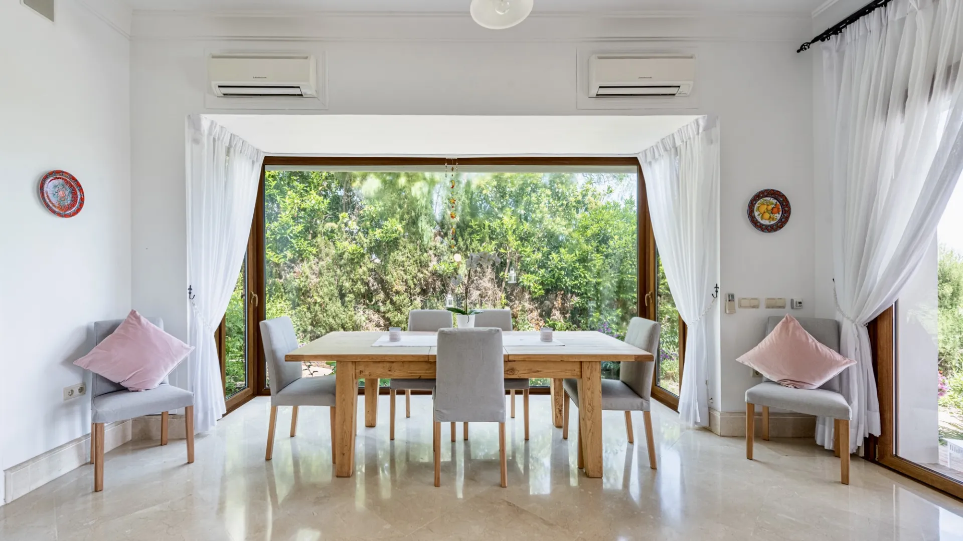 For sale villa in Zona F