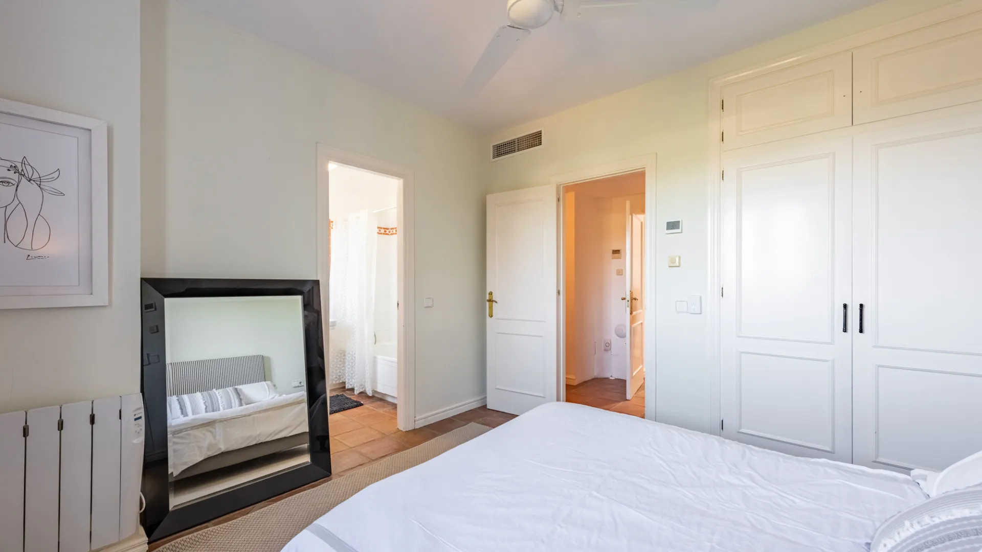 5 bedrooms villa in Valderrama Golf for sale