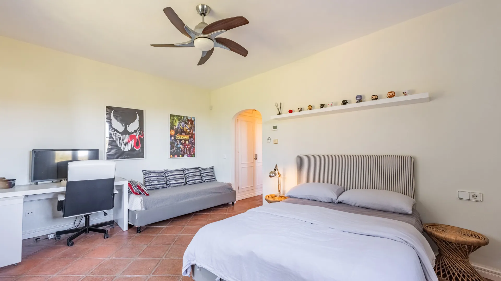 5 bedrooms villa in Valderrama Golf for sale