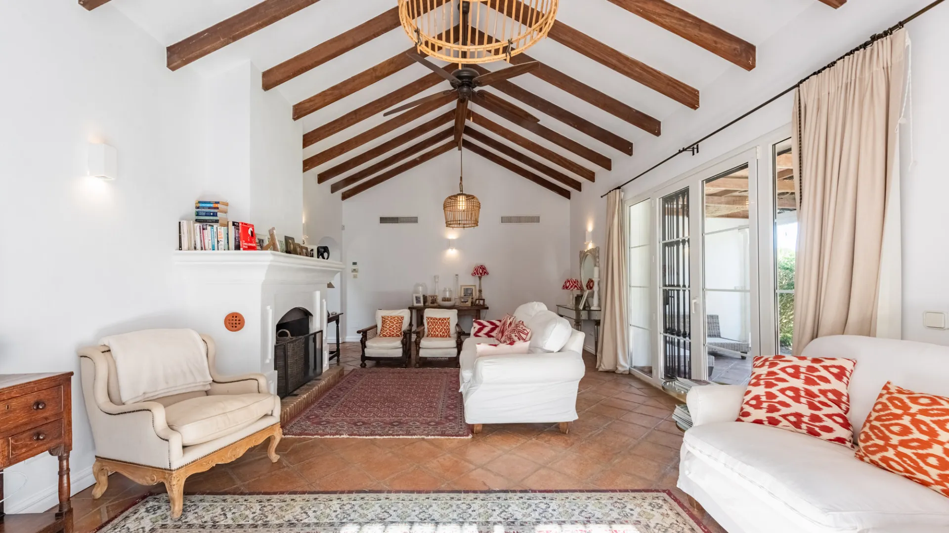 5 bedrooms villa in Valderrama Golf for sale