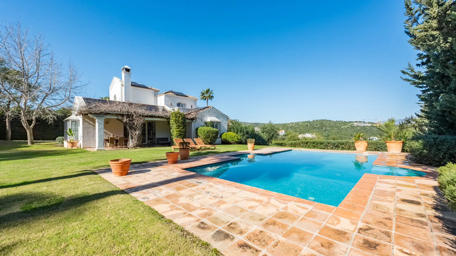 5 bedrooms villa in Valderrama Golf for sale