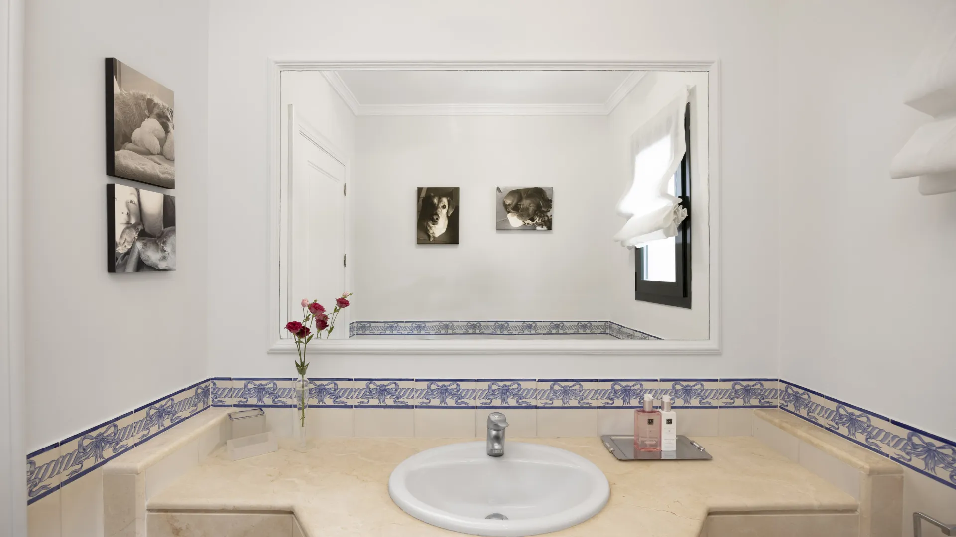 Villa for sale in Zona F with 4 bedrooms
