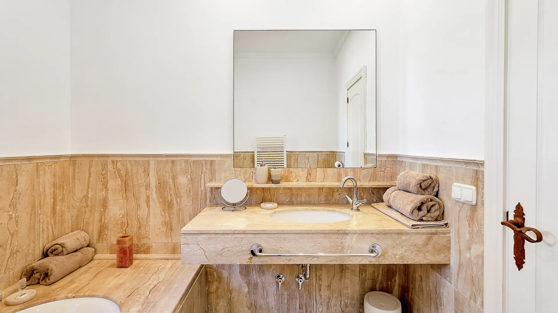 5 bedrooms villa in Almenara for sale