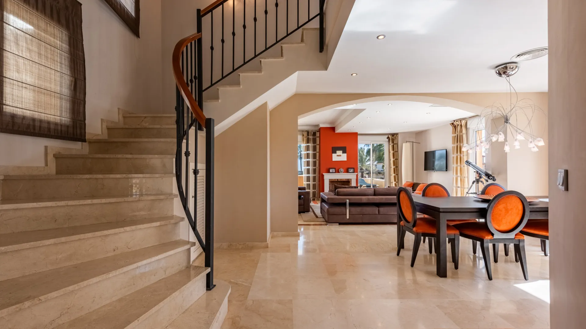 Duplex penthouse with 3 bedrooms for sale in San Roque Club