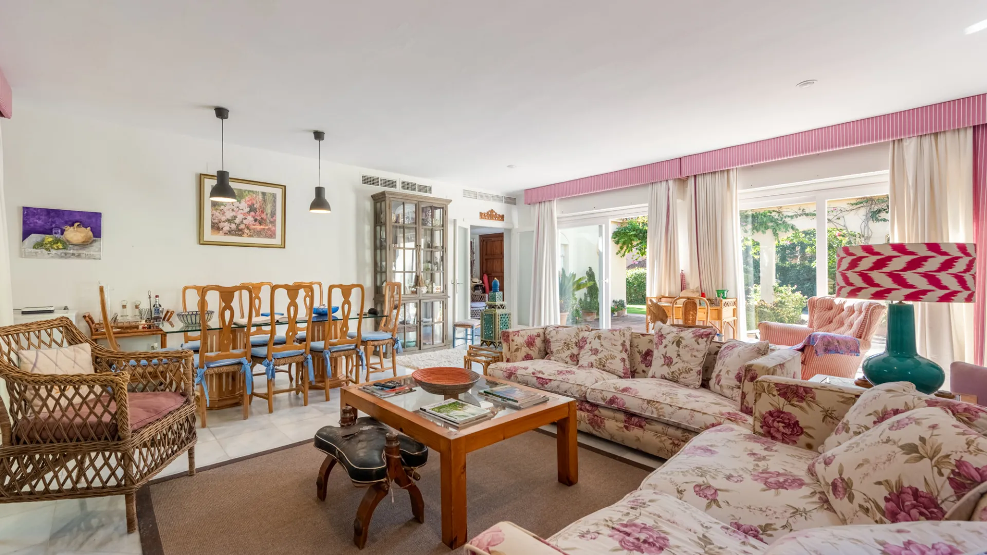 Villa for sale in Triana