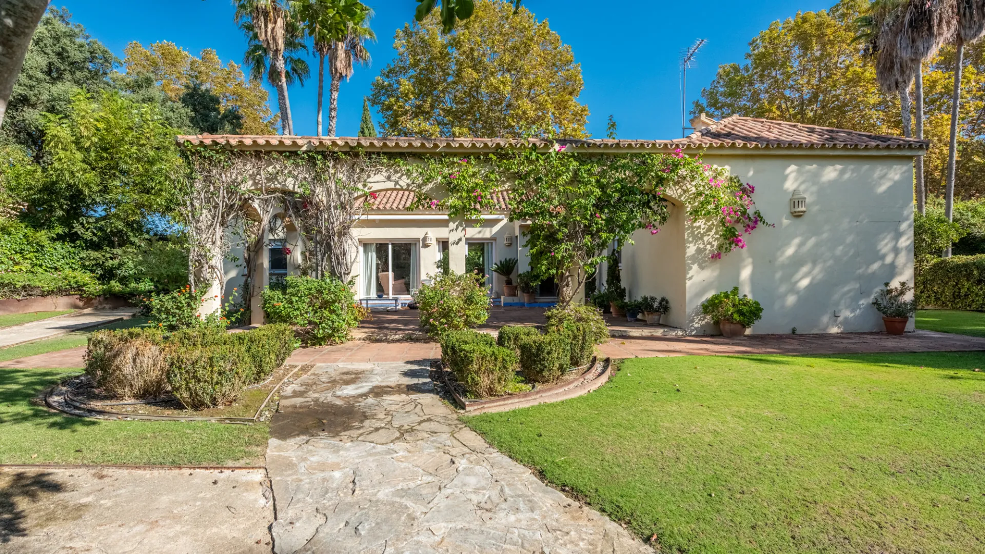 Villa for sale in Triana