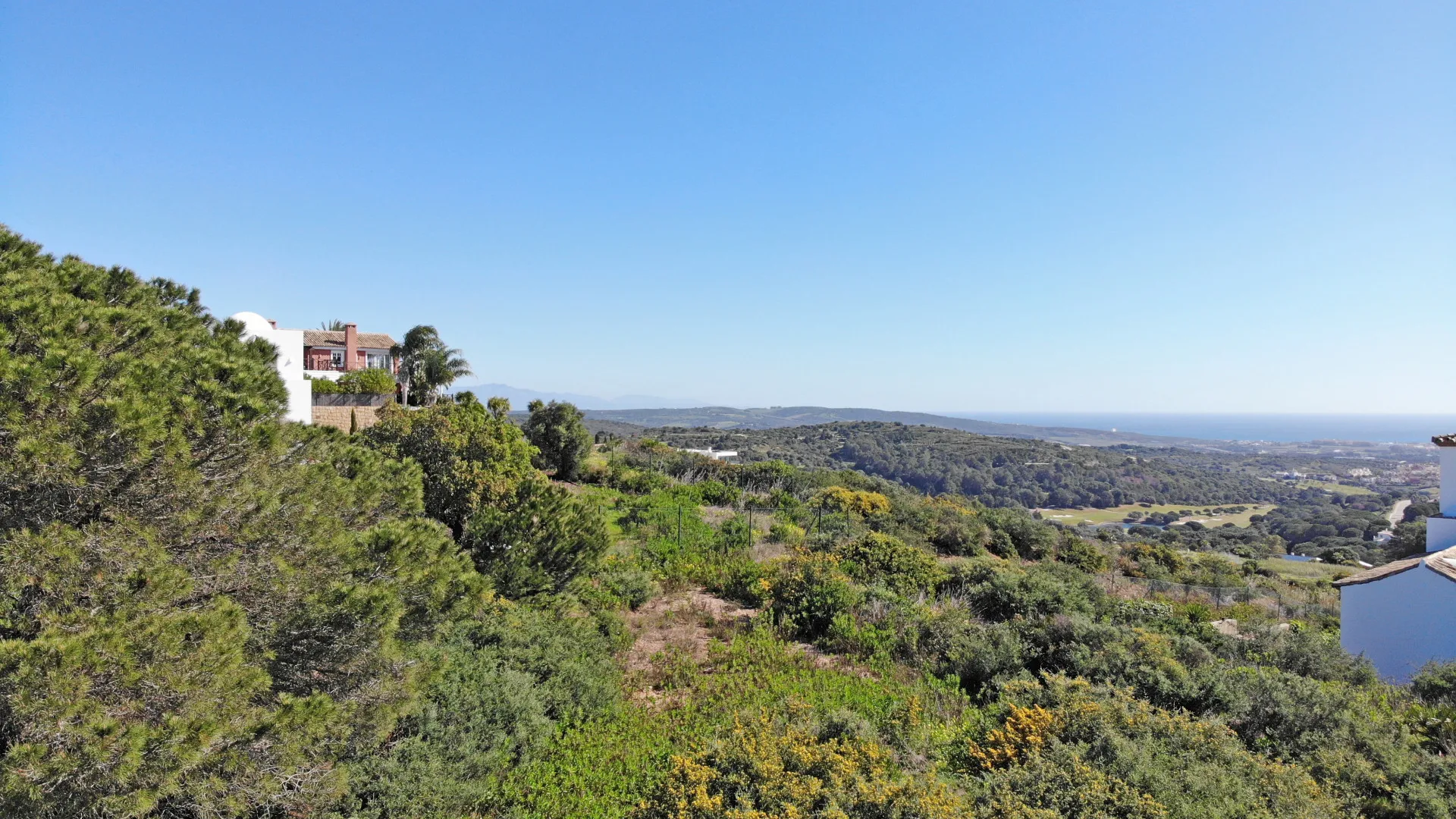 For sale La Reserva villa with 6 bedrooms