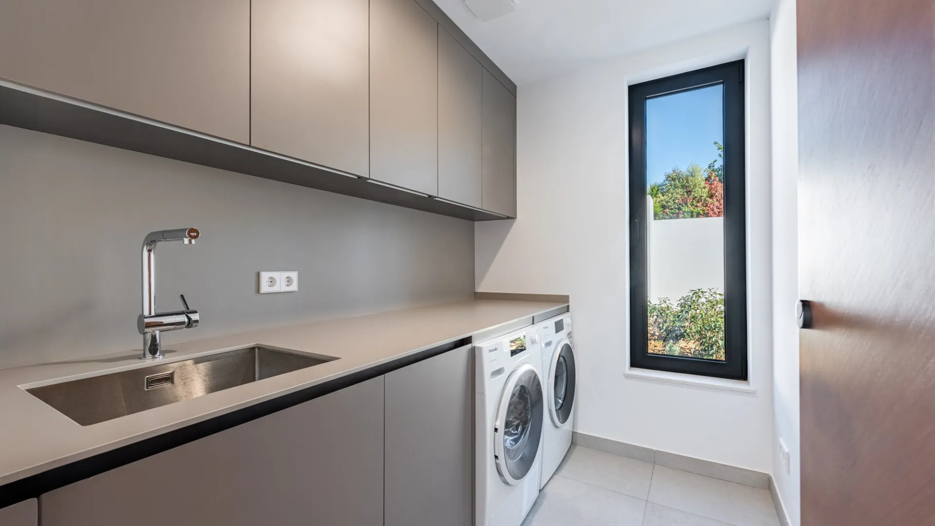 For sale 7 bedrooms villa in Sotogrande Alto Central