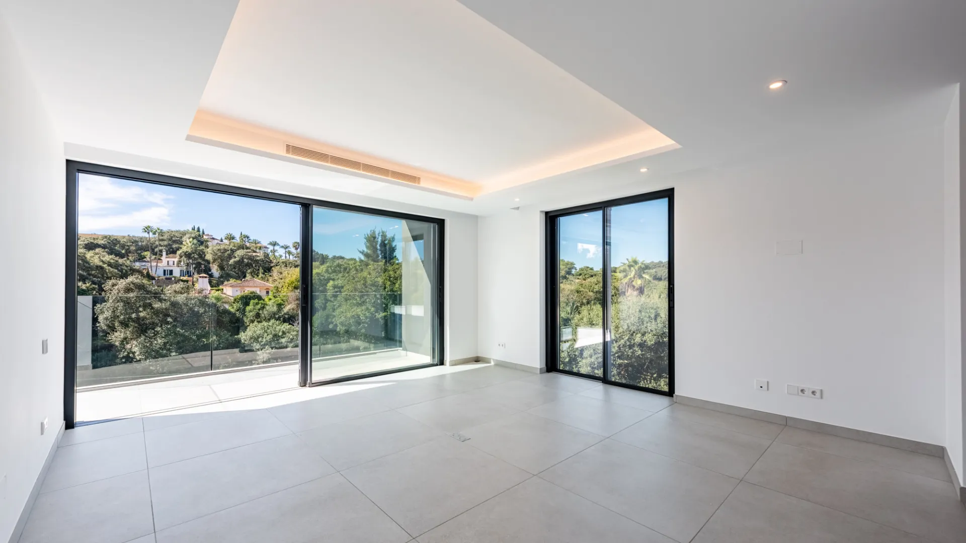 For sale 7 bedrooms villa in Sotogrande Alto Central