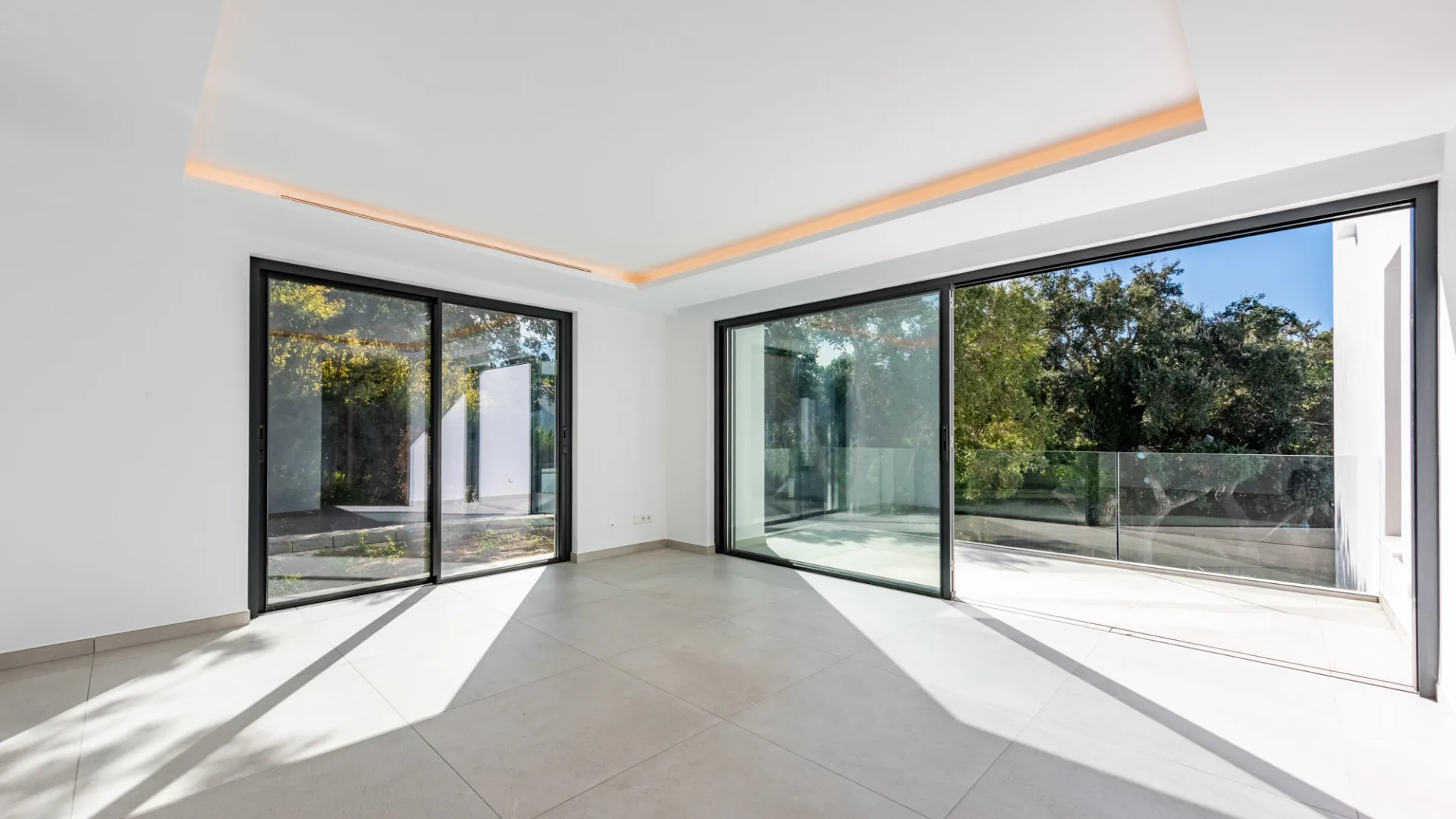 For sale 7 bedrooms villa in Sotogrande Alto Central