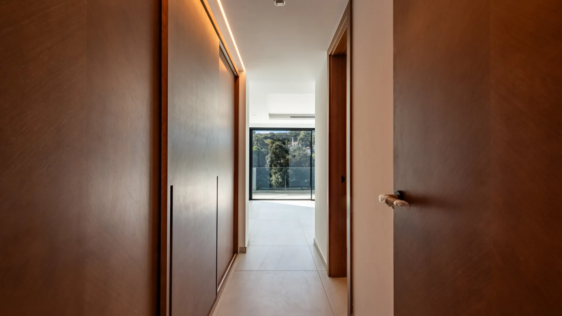 For sale 7 bedrooms villa in Sotogrande Alto Central