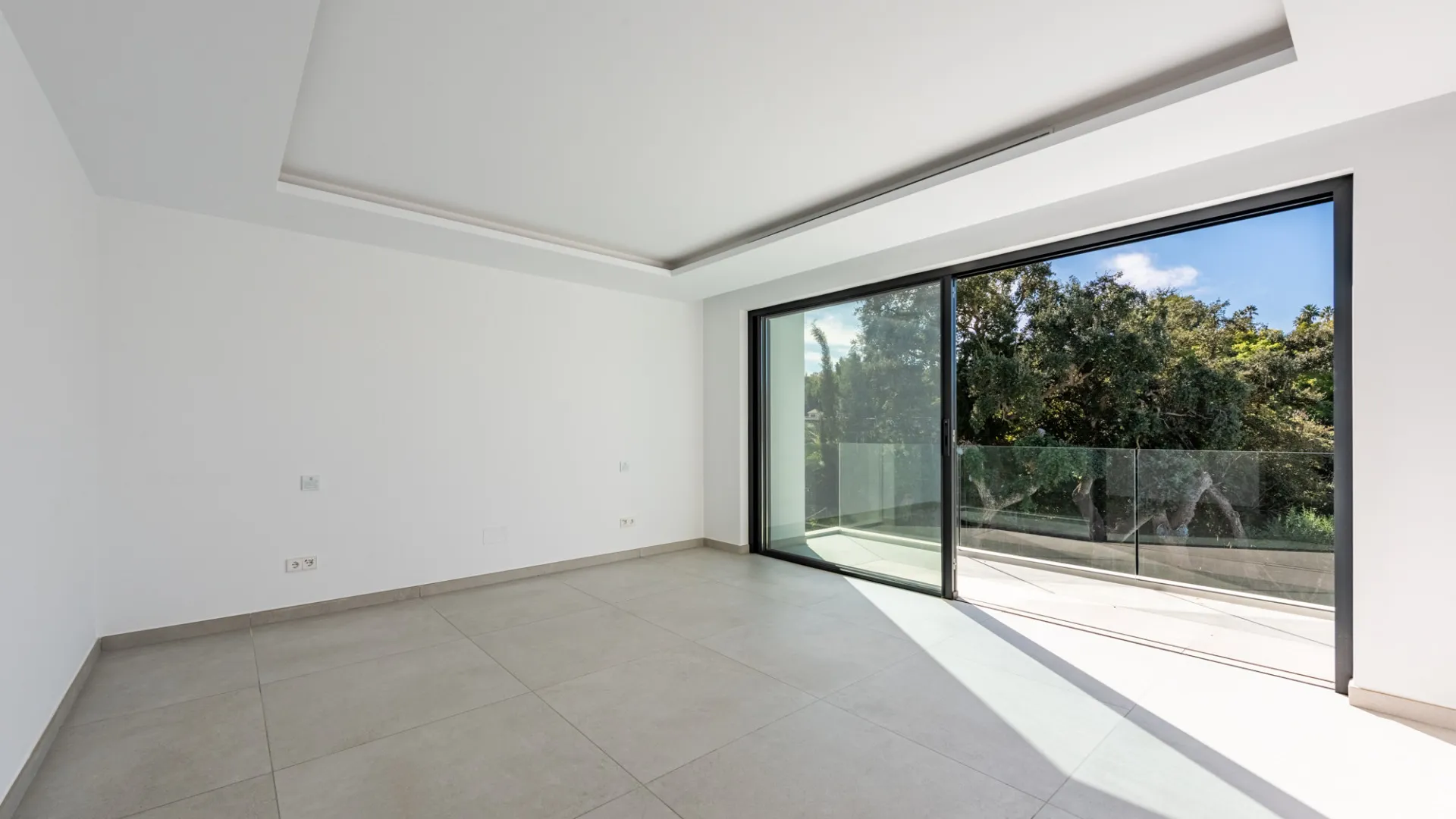 For sale 7 bedrooms villa in Sotogrande Alto Central