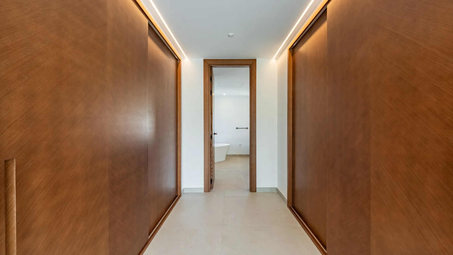 For sale 7 bedrooms villa in Sotogrande Alto Central