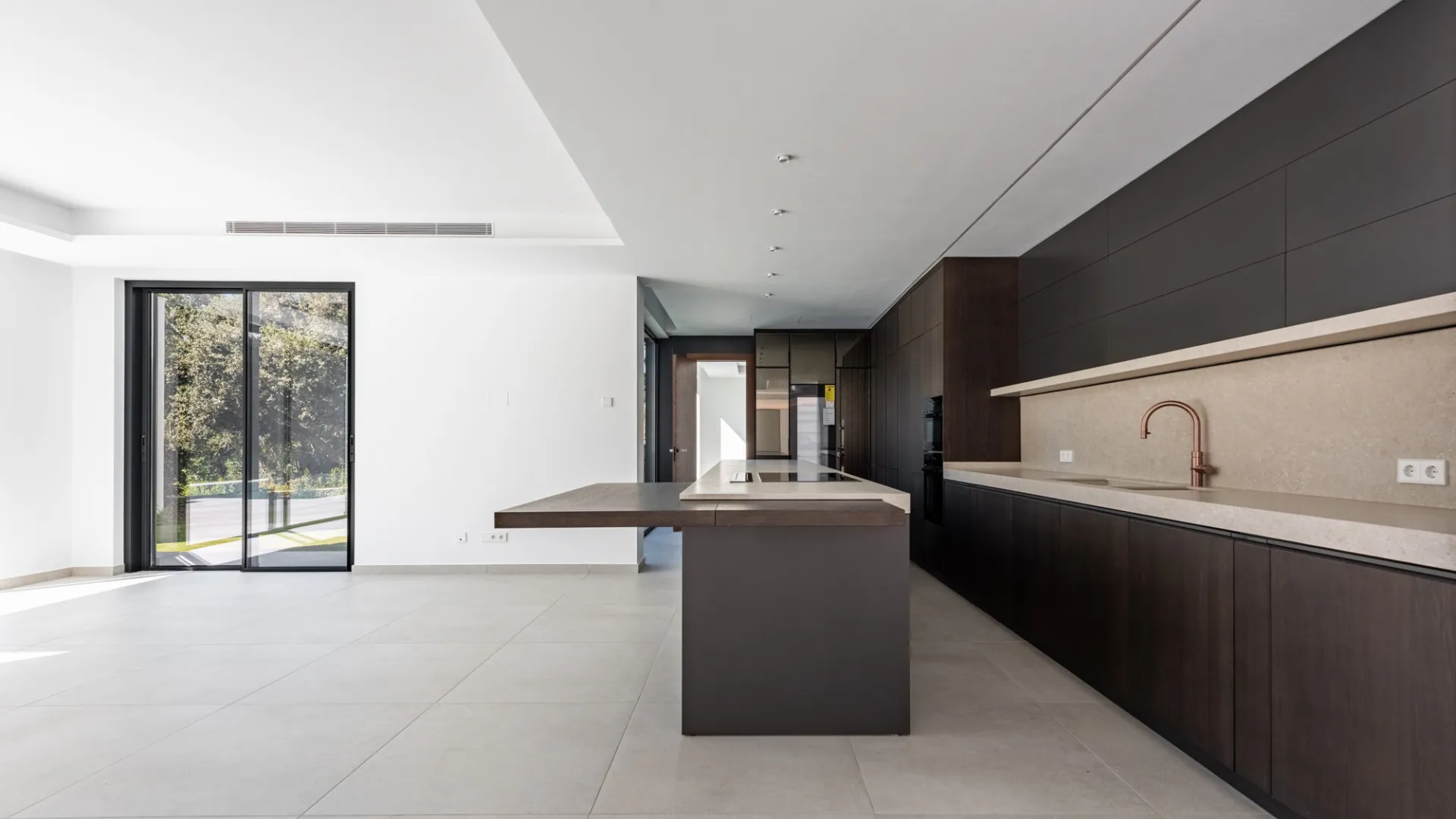 For sale 7 bedrooms villa in Sotogrande Alto Central