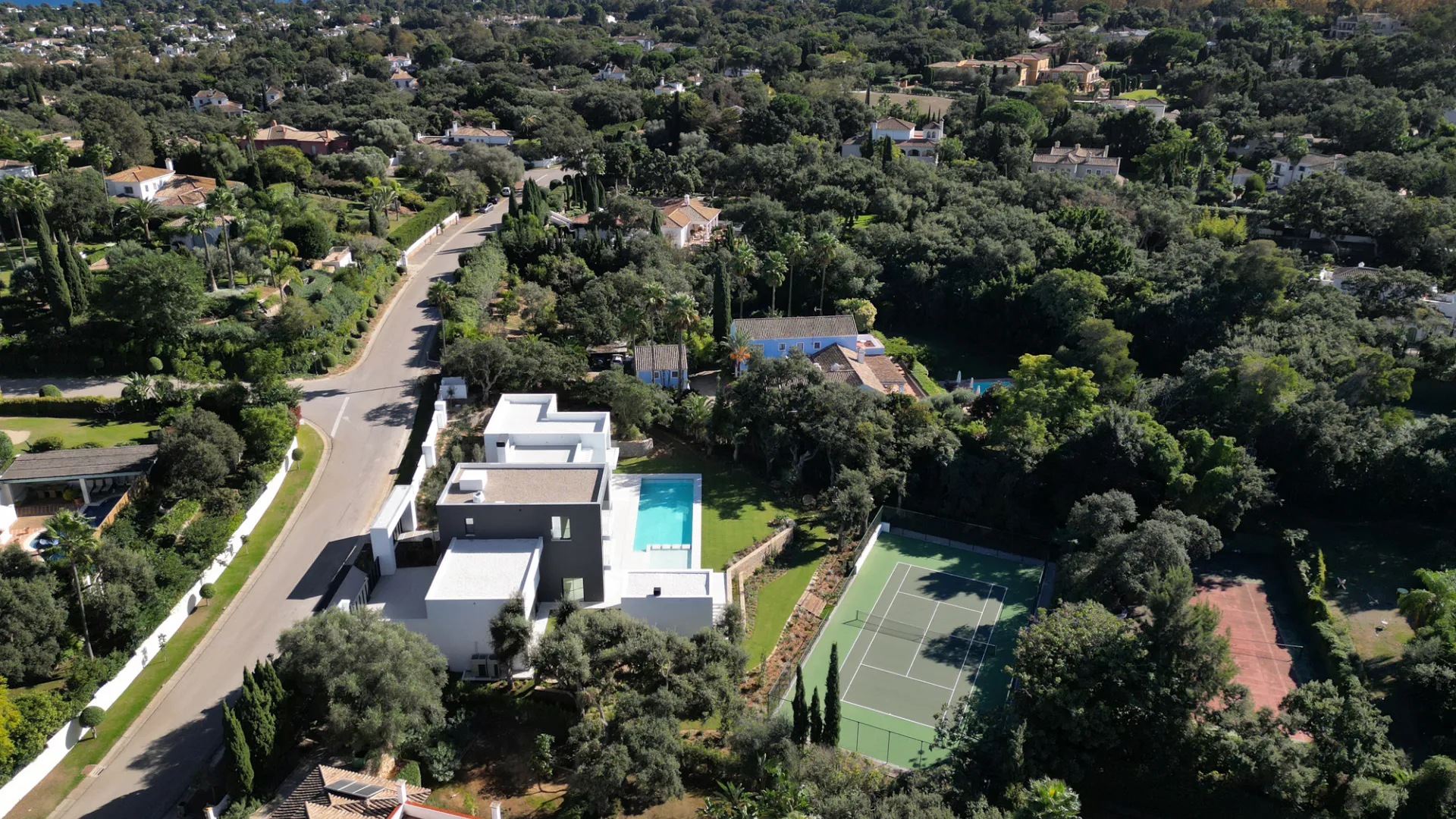 For sale 7 bedrooms villa in Sotogrande Alto Central