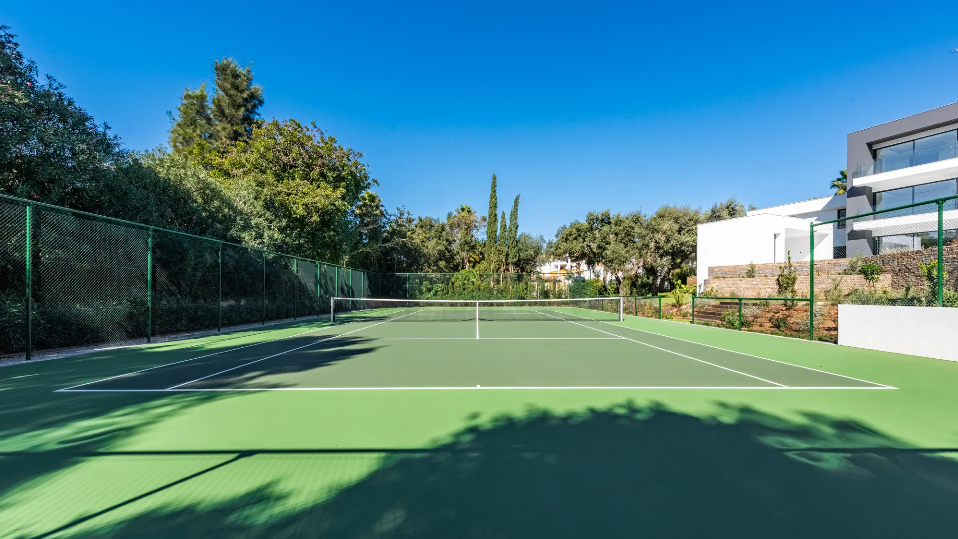 For sale 7 bedrooms villa in Sotogrande Alto Central