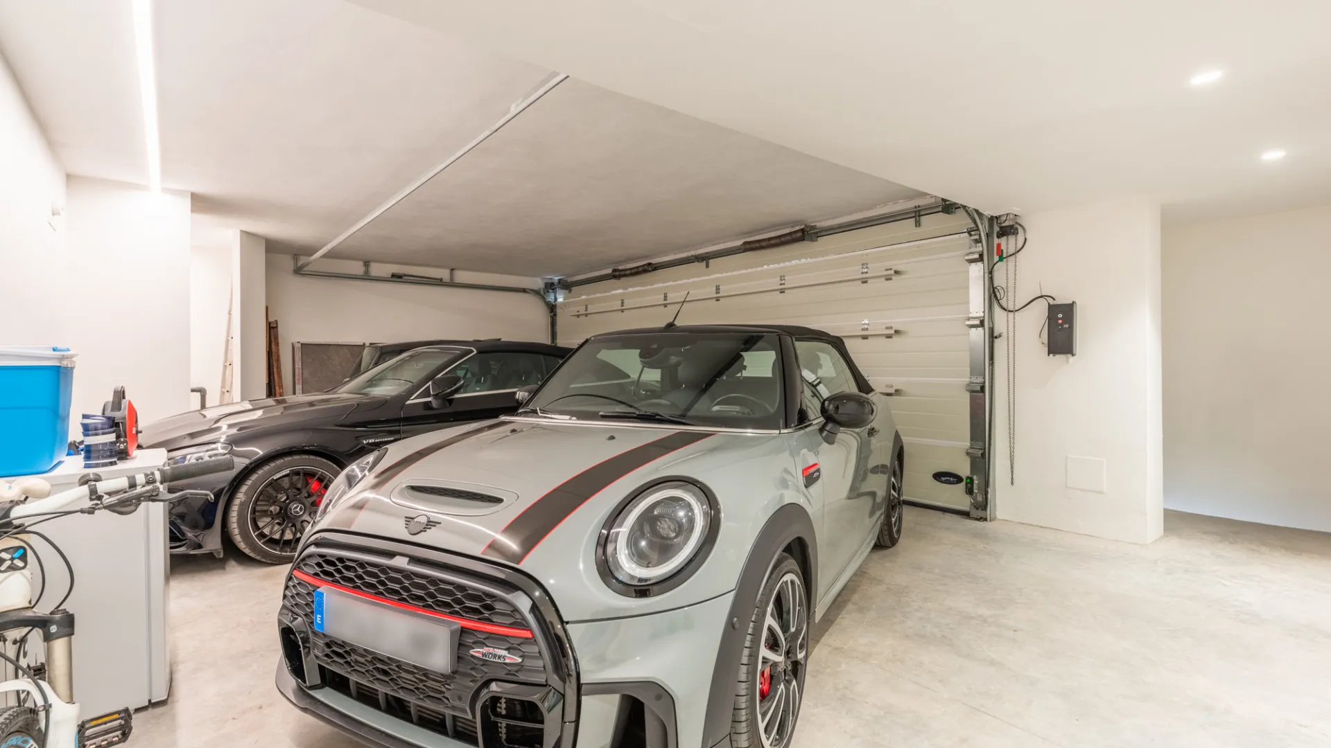 Zona F, villa en venta de 5 dormitorios