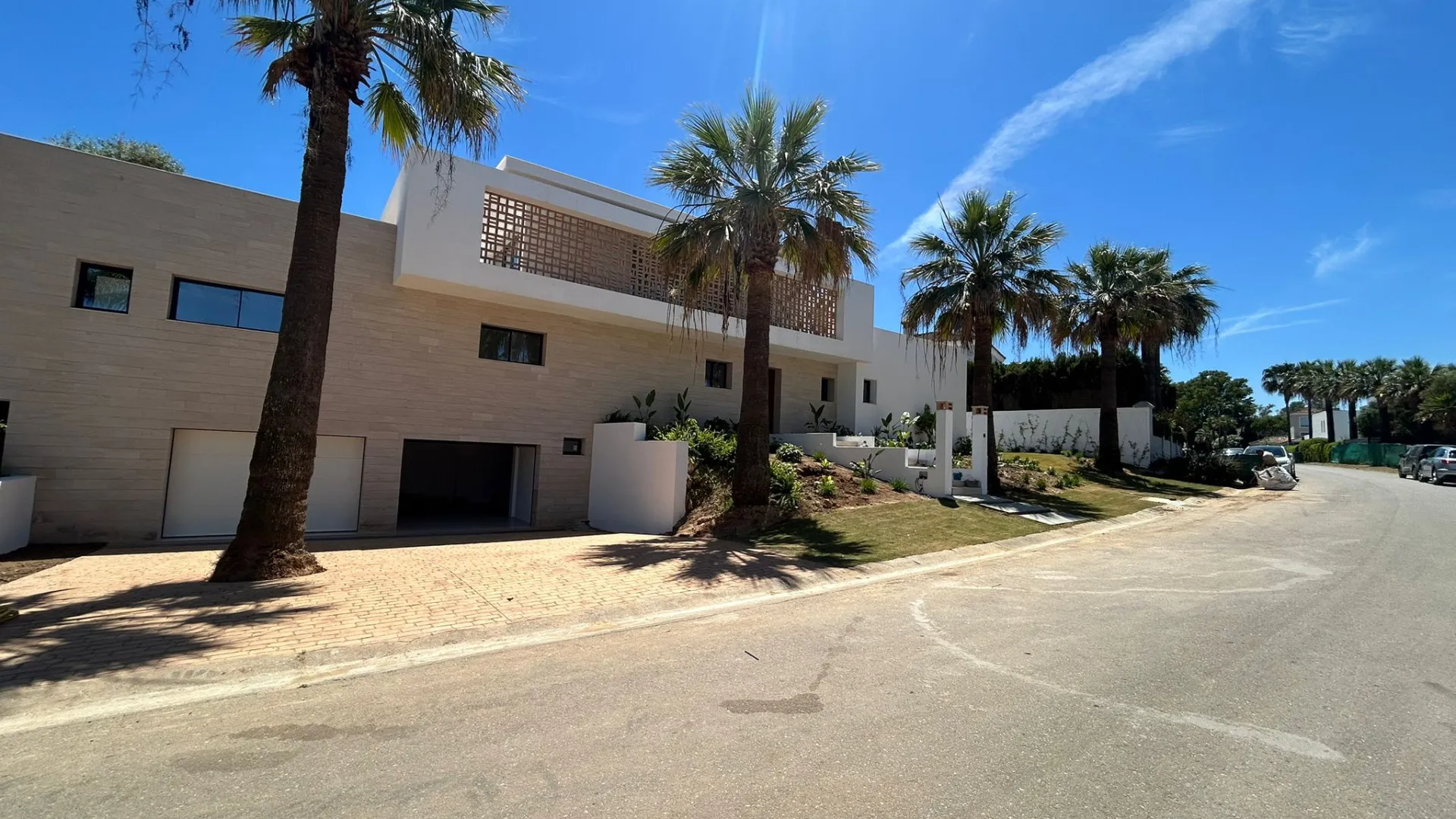 Buy 6 bedrooms villa in Sotogrande Costa Central