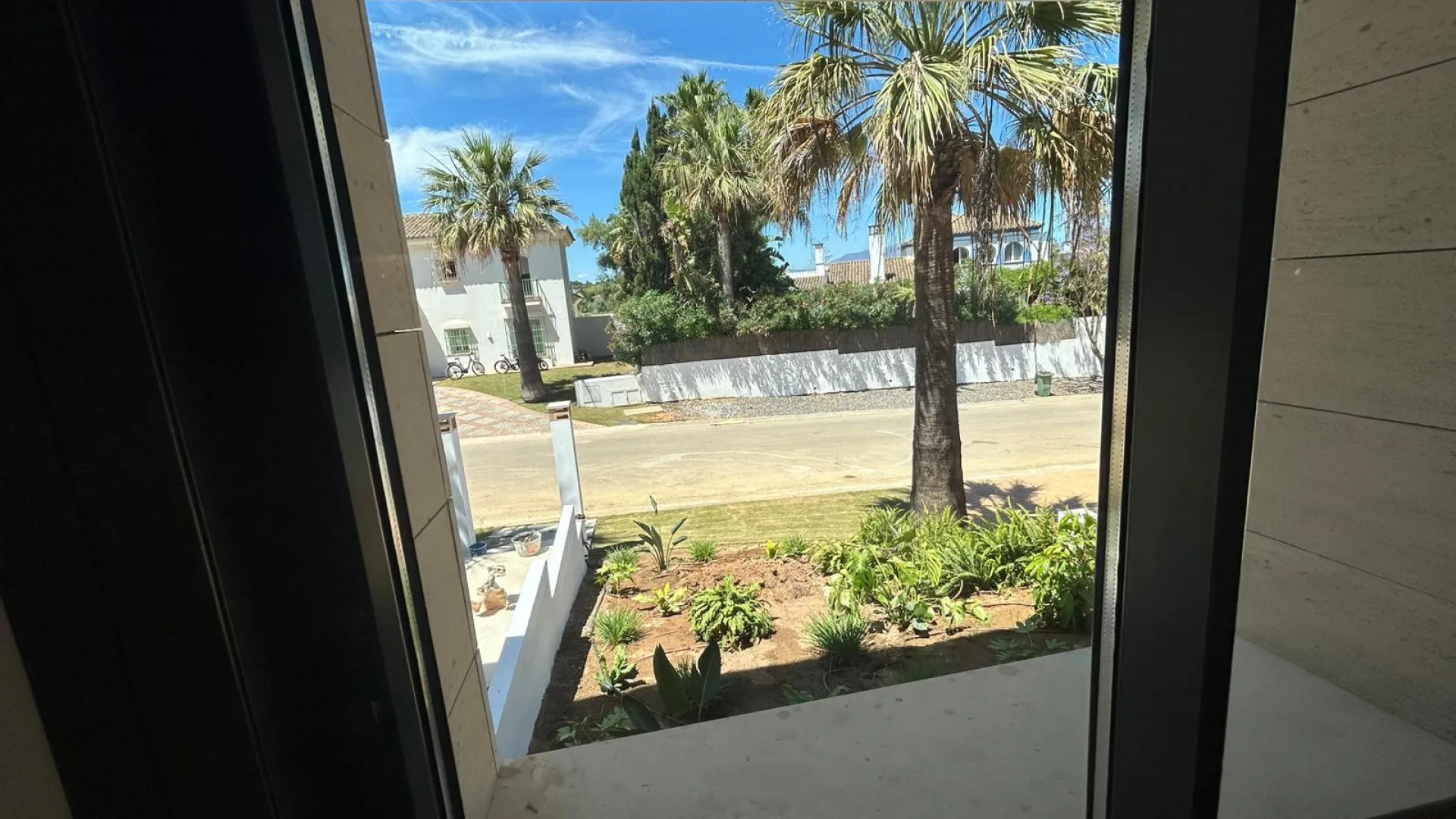 Buy 6 bedrooms villa in Sotogrande Costa Central