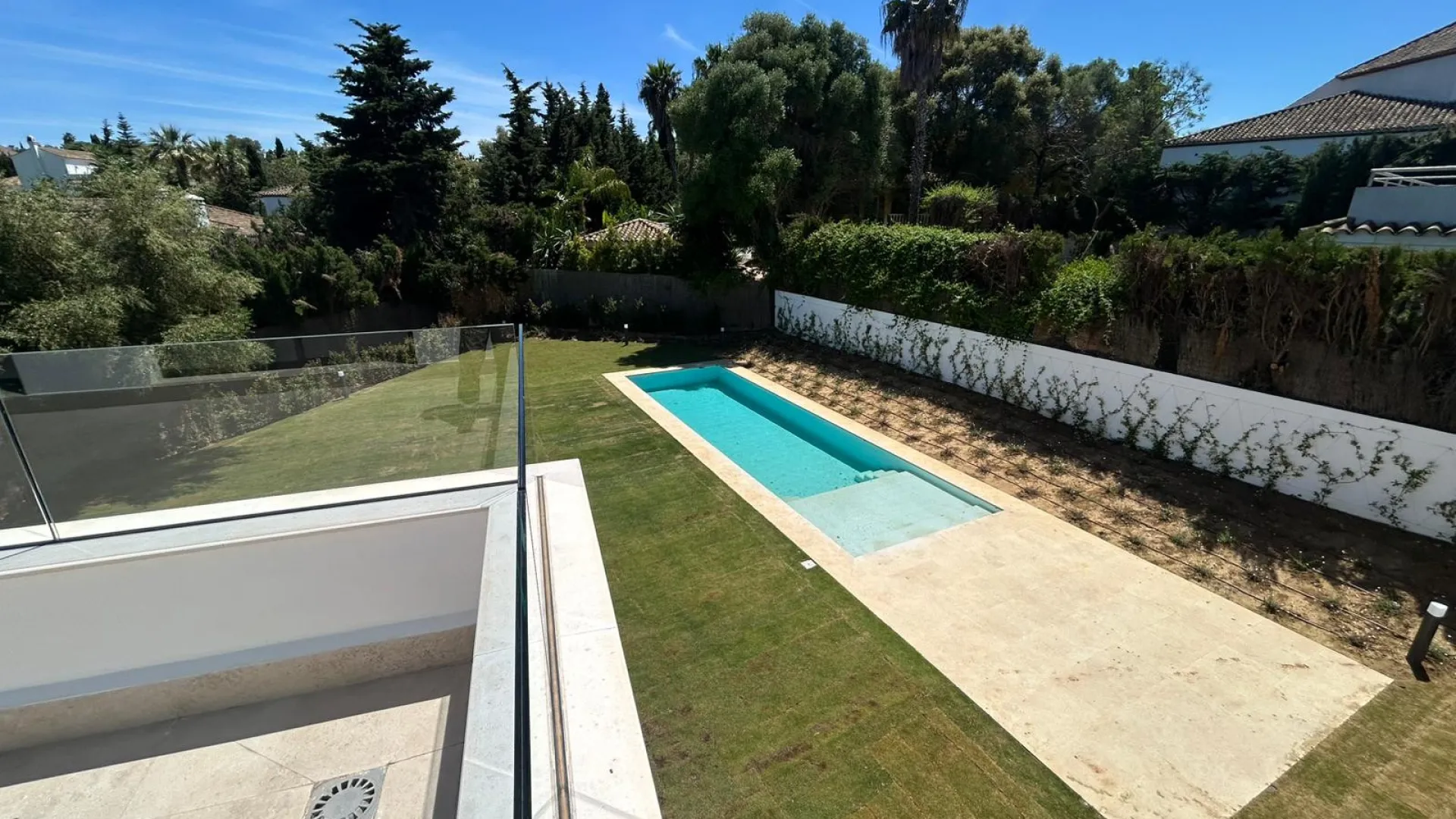 Buy 6 bedrooms villa in Sotogrande Costa Central